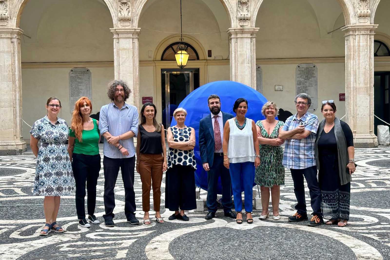 Alcuni curatori della mostra