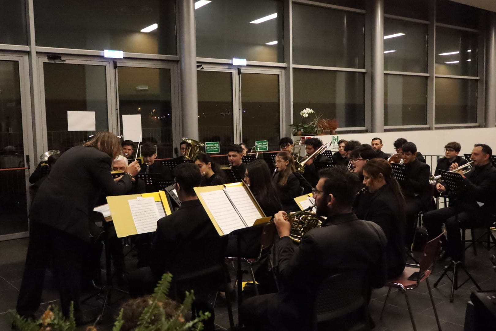 Esibizione di una ensemble di ottoni