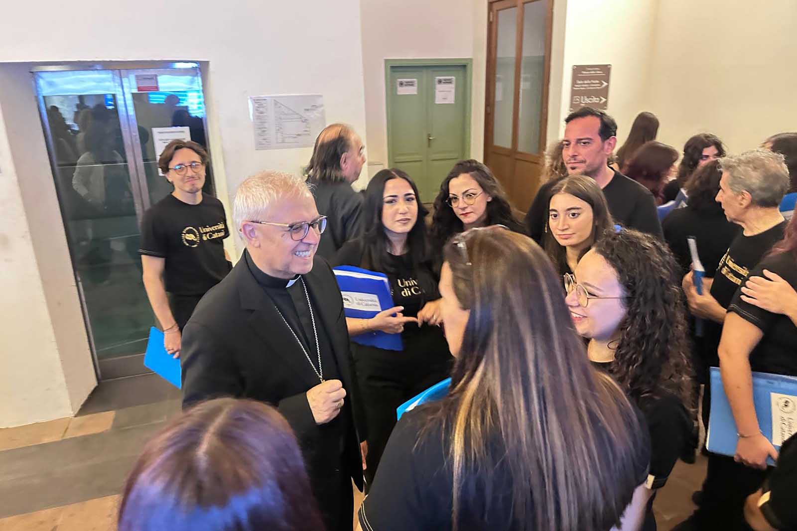 Mons. Renna e il Cut