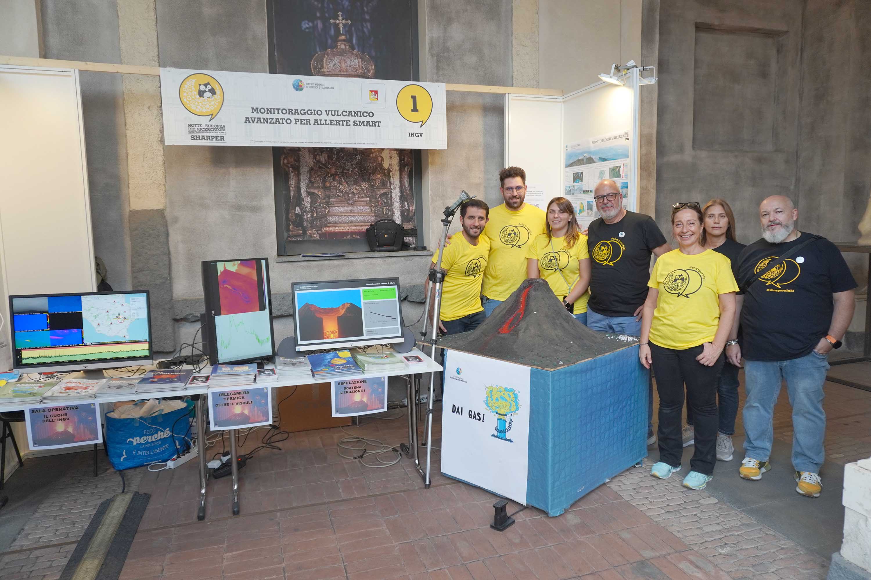 I ricercatori dell'Ingv - Osservatorio Etneo
