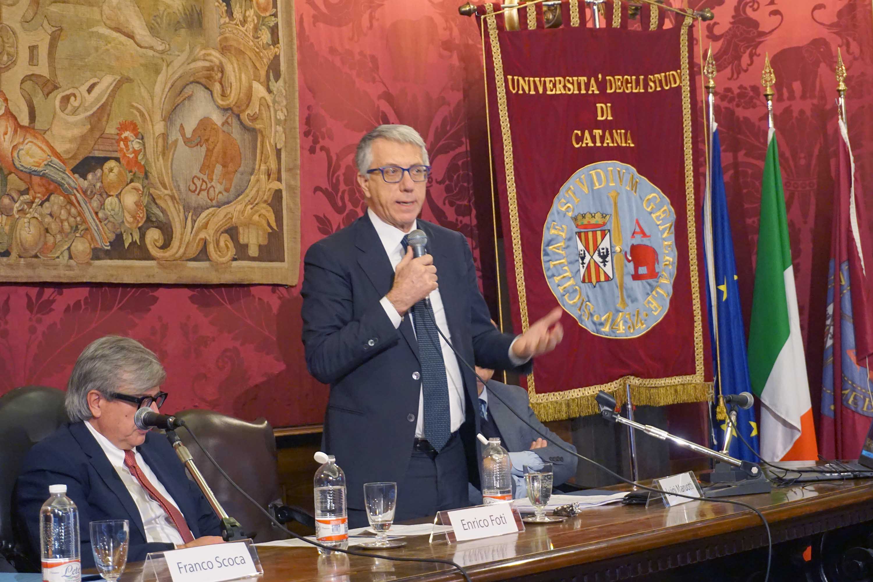 Un momento dell'intervento di Luigi Maruotti, presidente del Consiglio di Stato