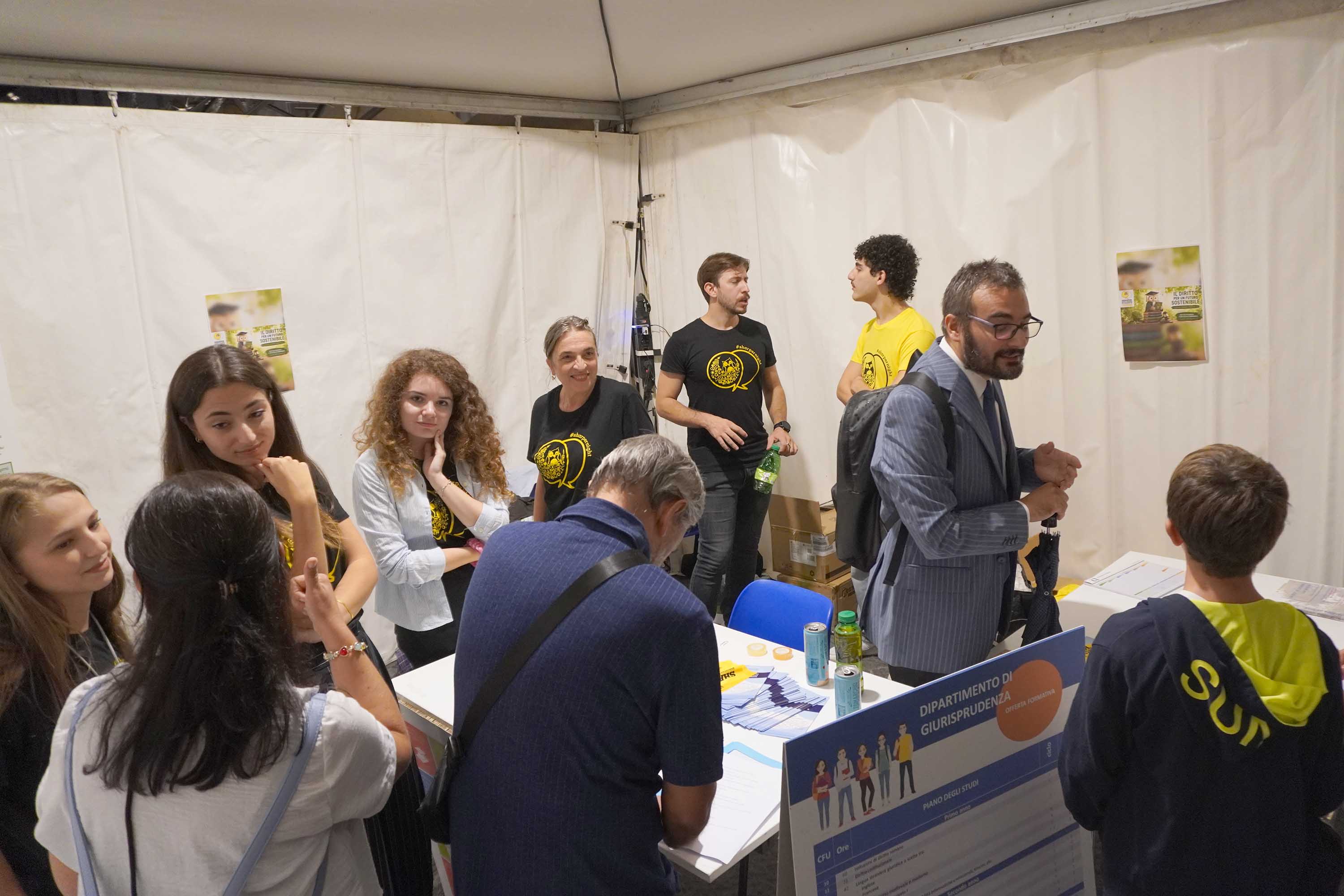 Lo stand del Dipartimento di Giurisprudenza