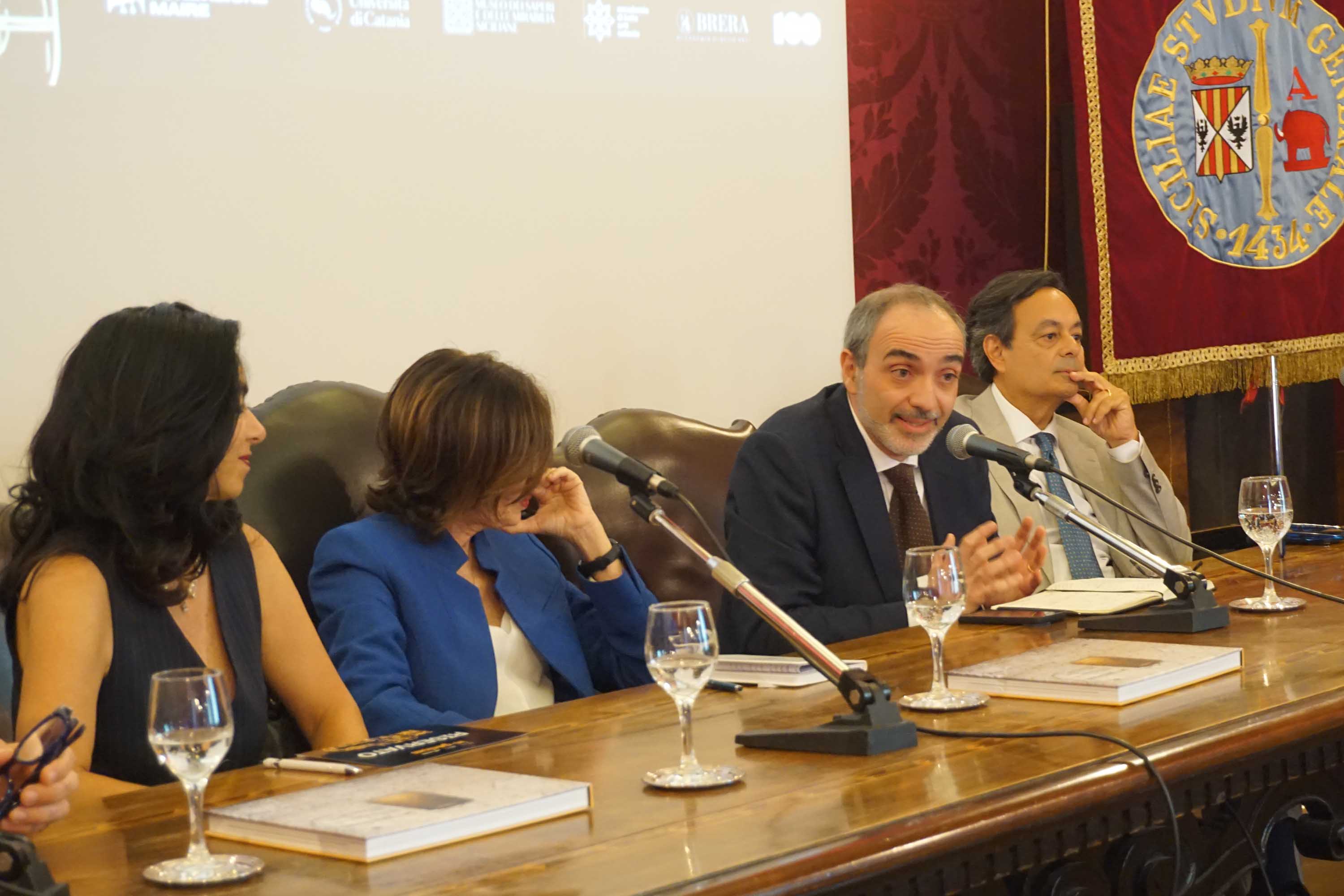 Un momento dell'intervento di Carlo Nicolais