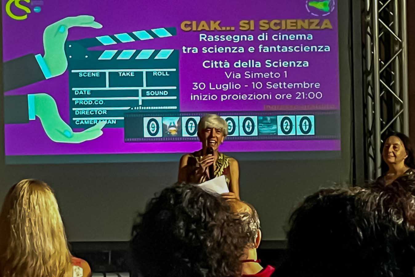 Un momento dell'intervento di Maria Elisabetta Palumbo, al suo fianco Alessia Tricomi