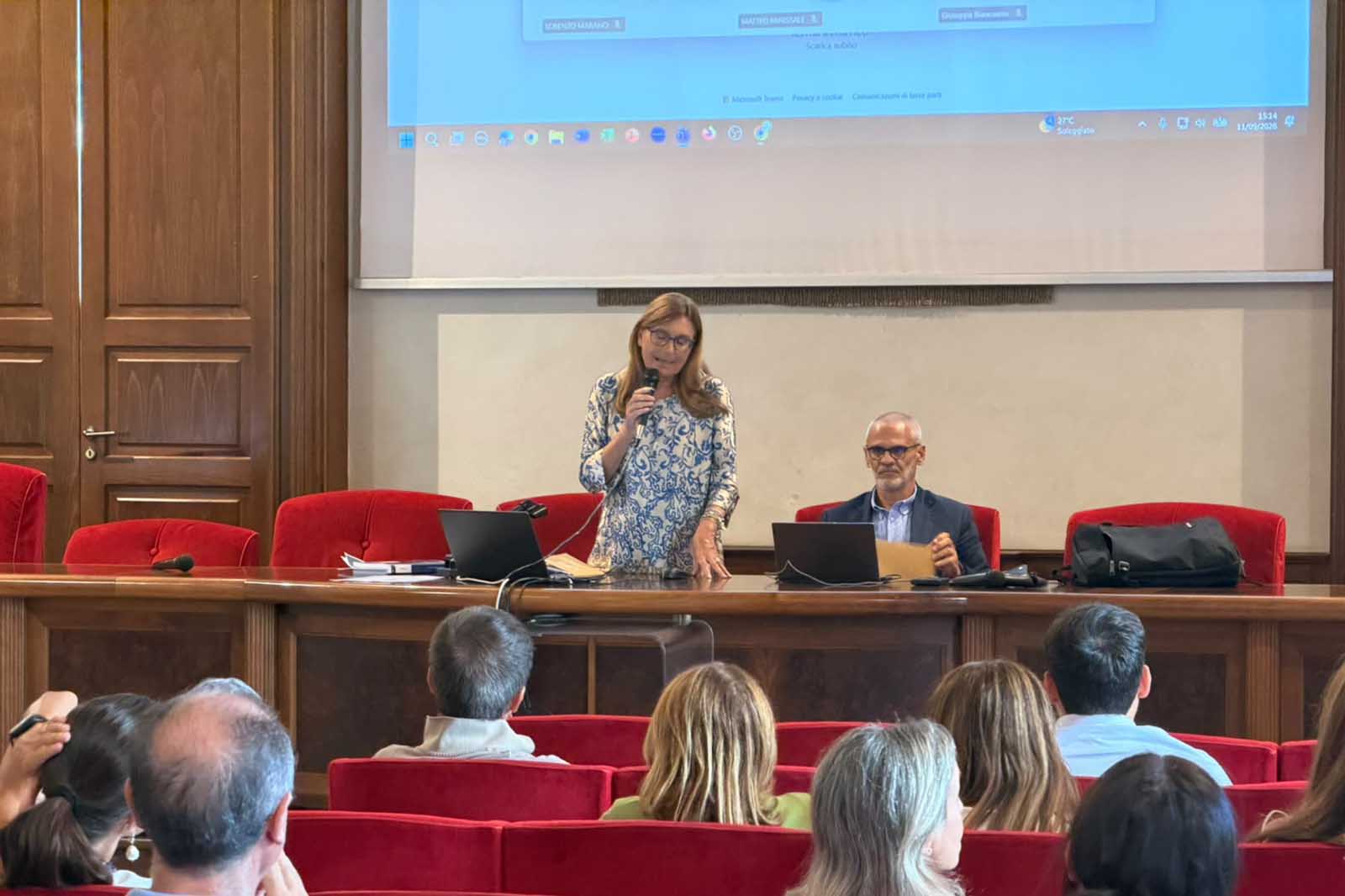 Un momento dell'intervento della direttrice del master, Ida Nicotra. Al suo fianco il presidente del Tribunale di Catania, Mariano Sciacca