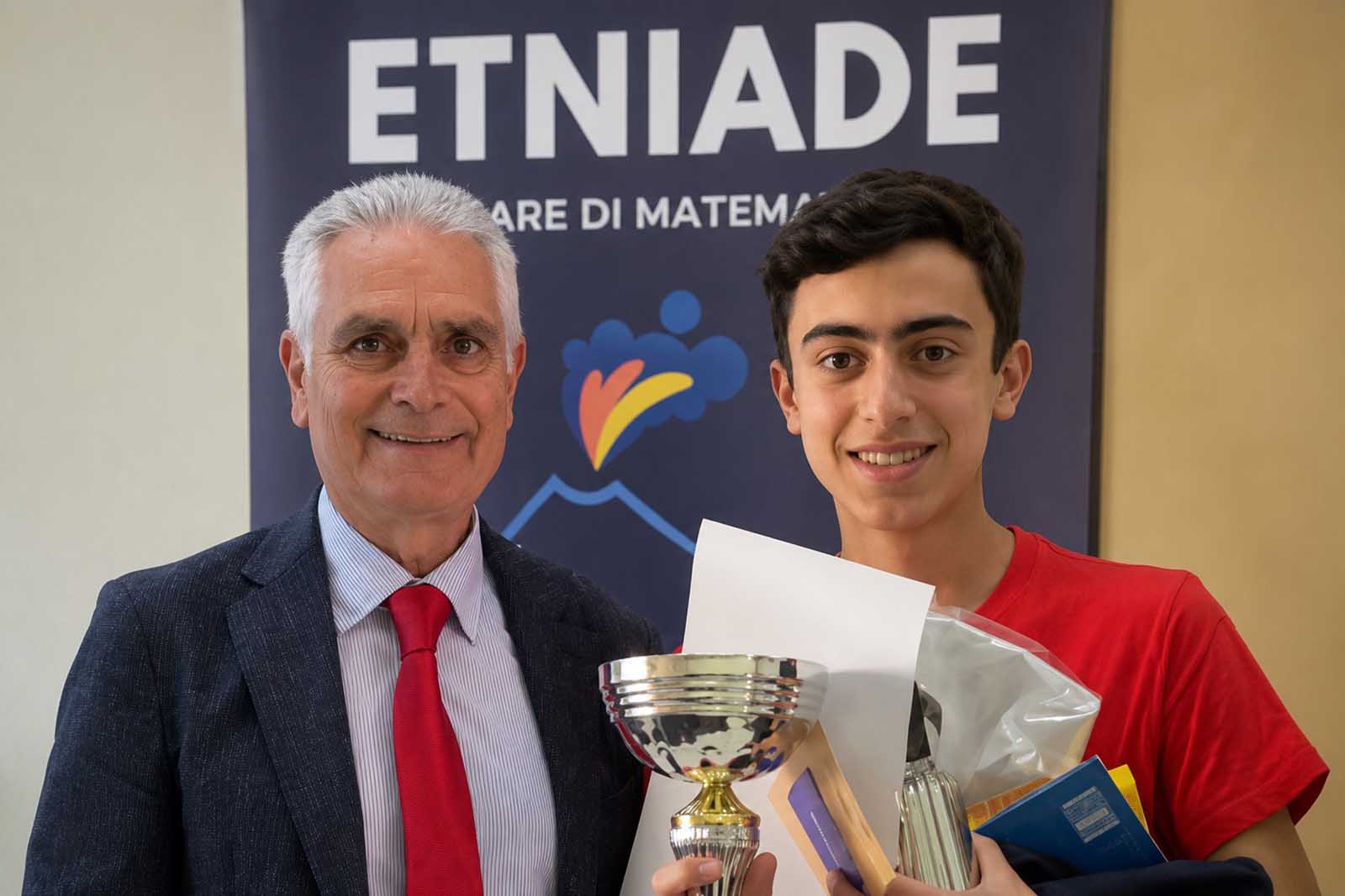 In foto il prof. Mario Pennisi e lo studente Alessio Salici