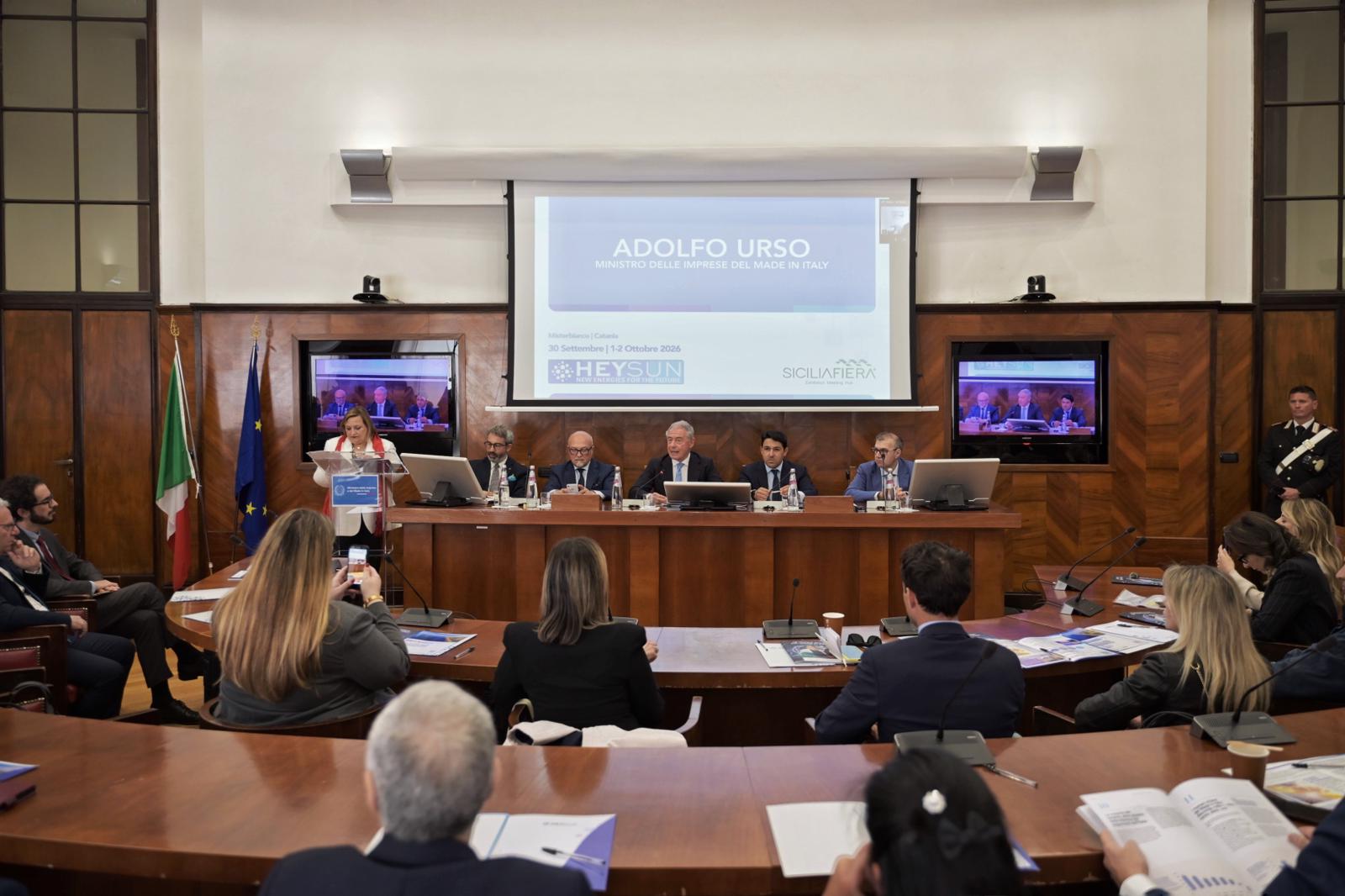 Un momento della conferenza stampa