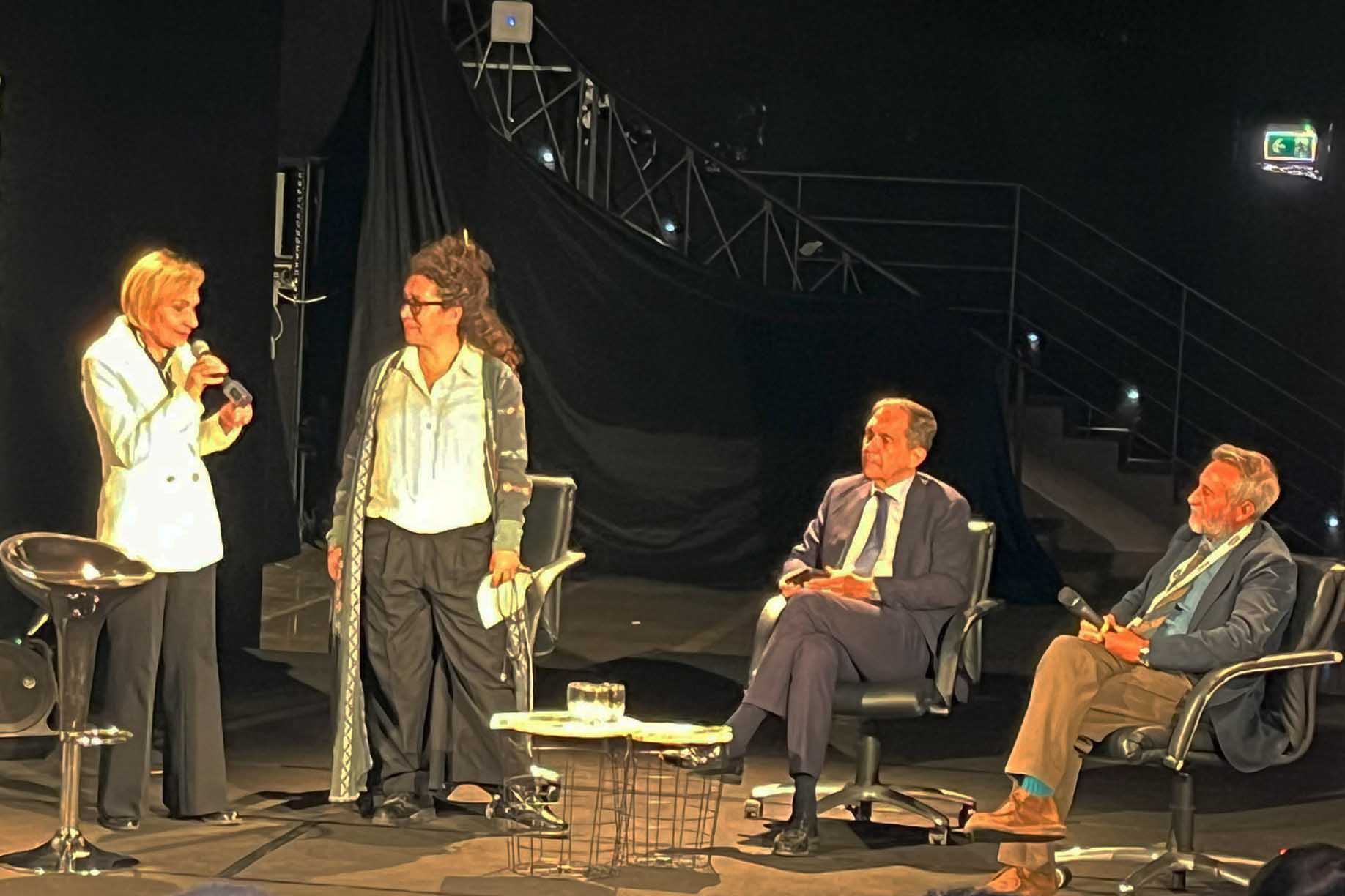 Un momento dell'intervento della prof.ssa Graziella Seminara