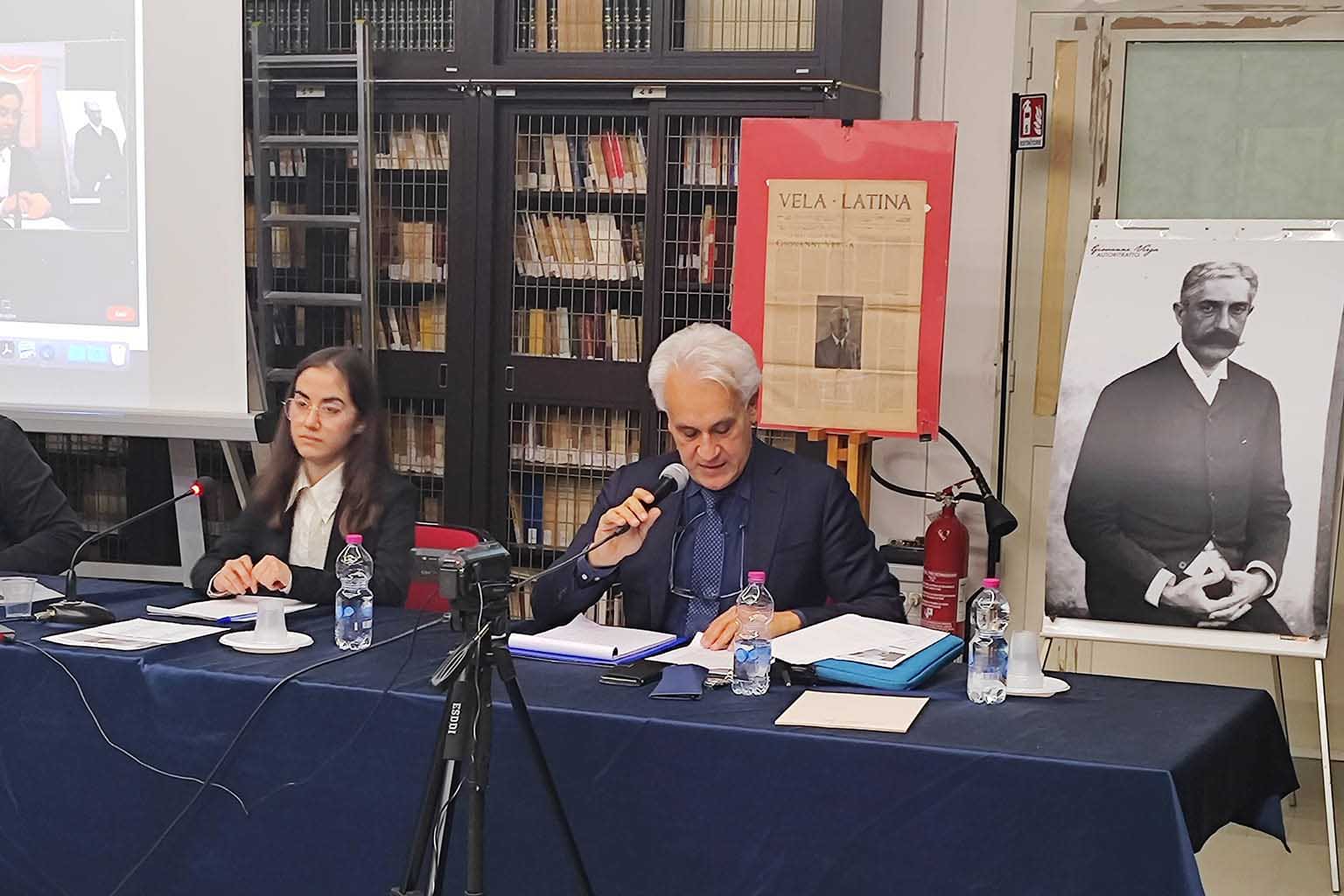 Un momento dell'intervento del prof. Andrea Manganaro