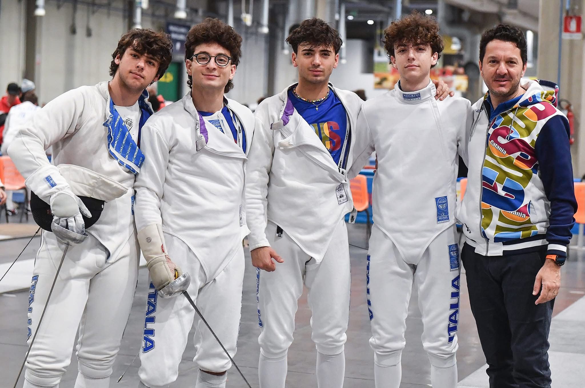 La squadra maschile di spada