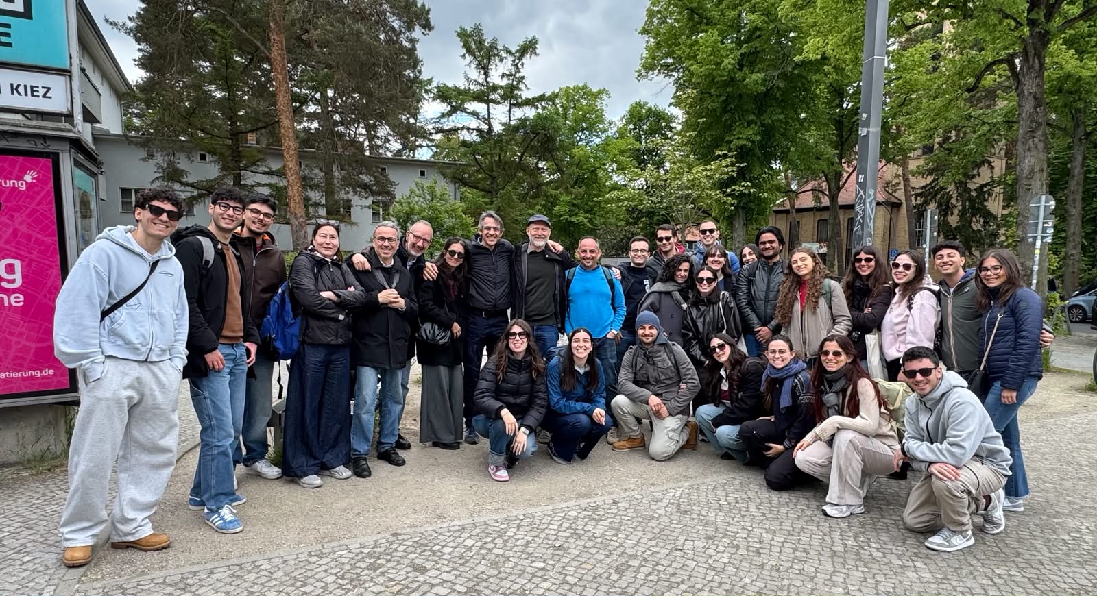 Studentesse studenti e docenti