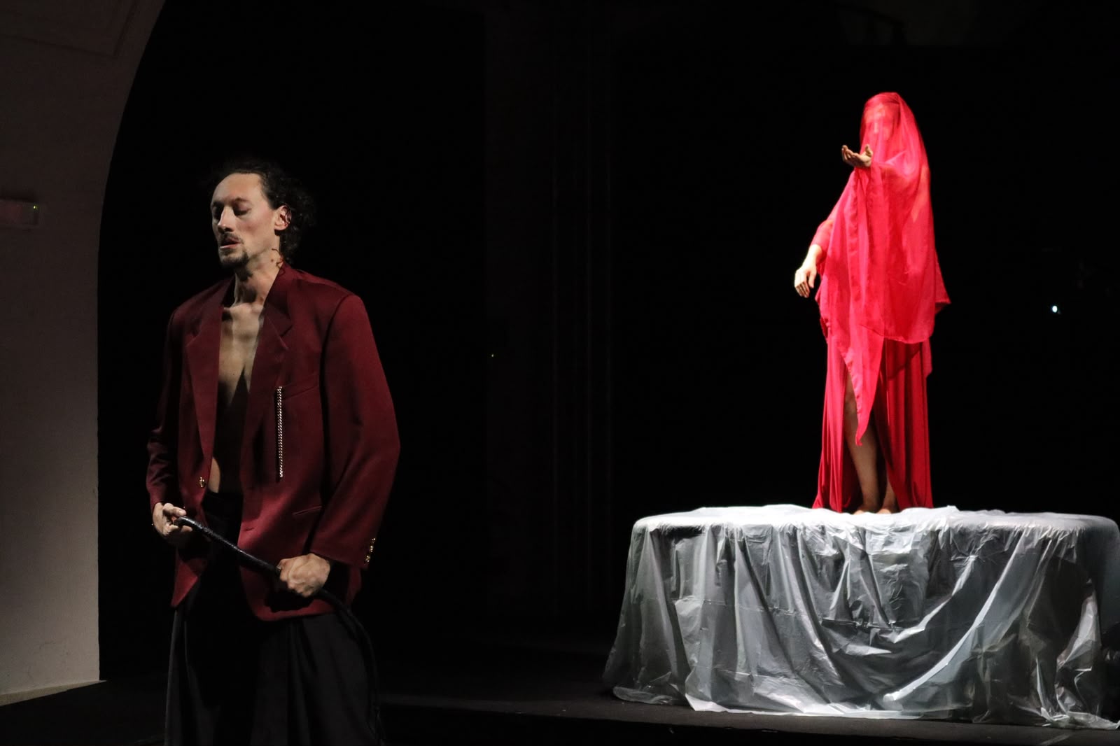 Rosy Bonfiglio e Adriano Idris in scena