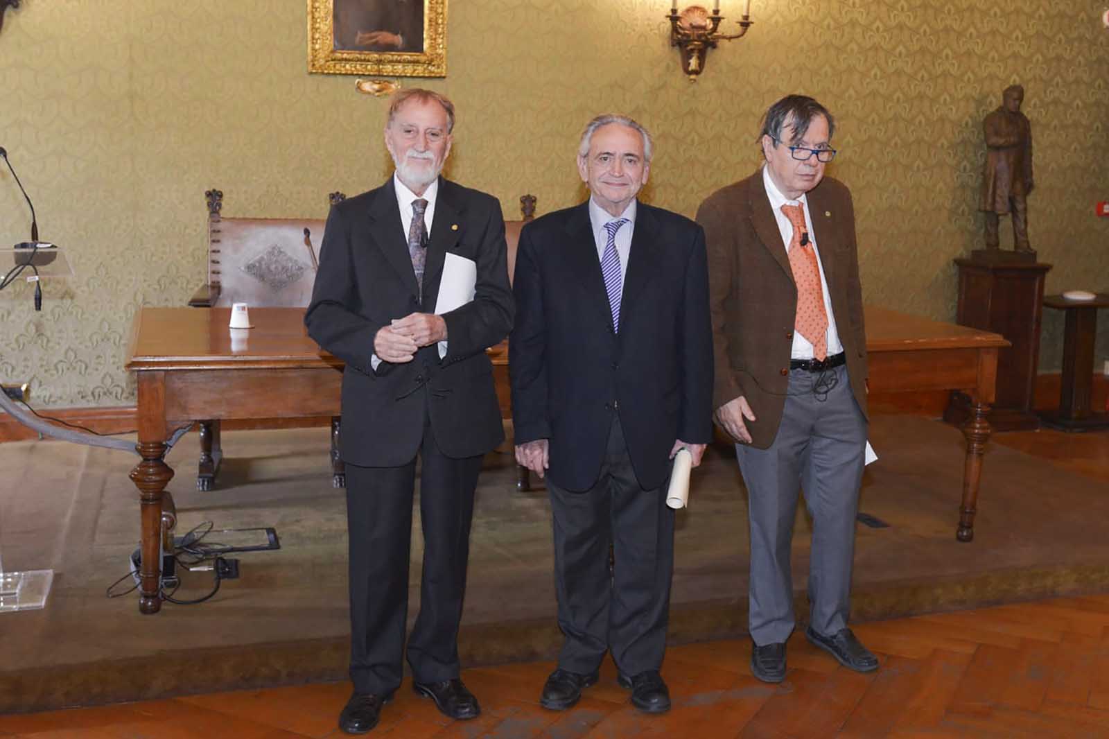 In foto da sinistra Roberto Antonelli, Antonio Pioletti e Giorgio Parisi
