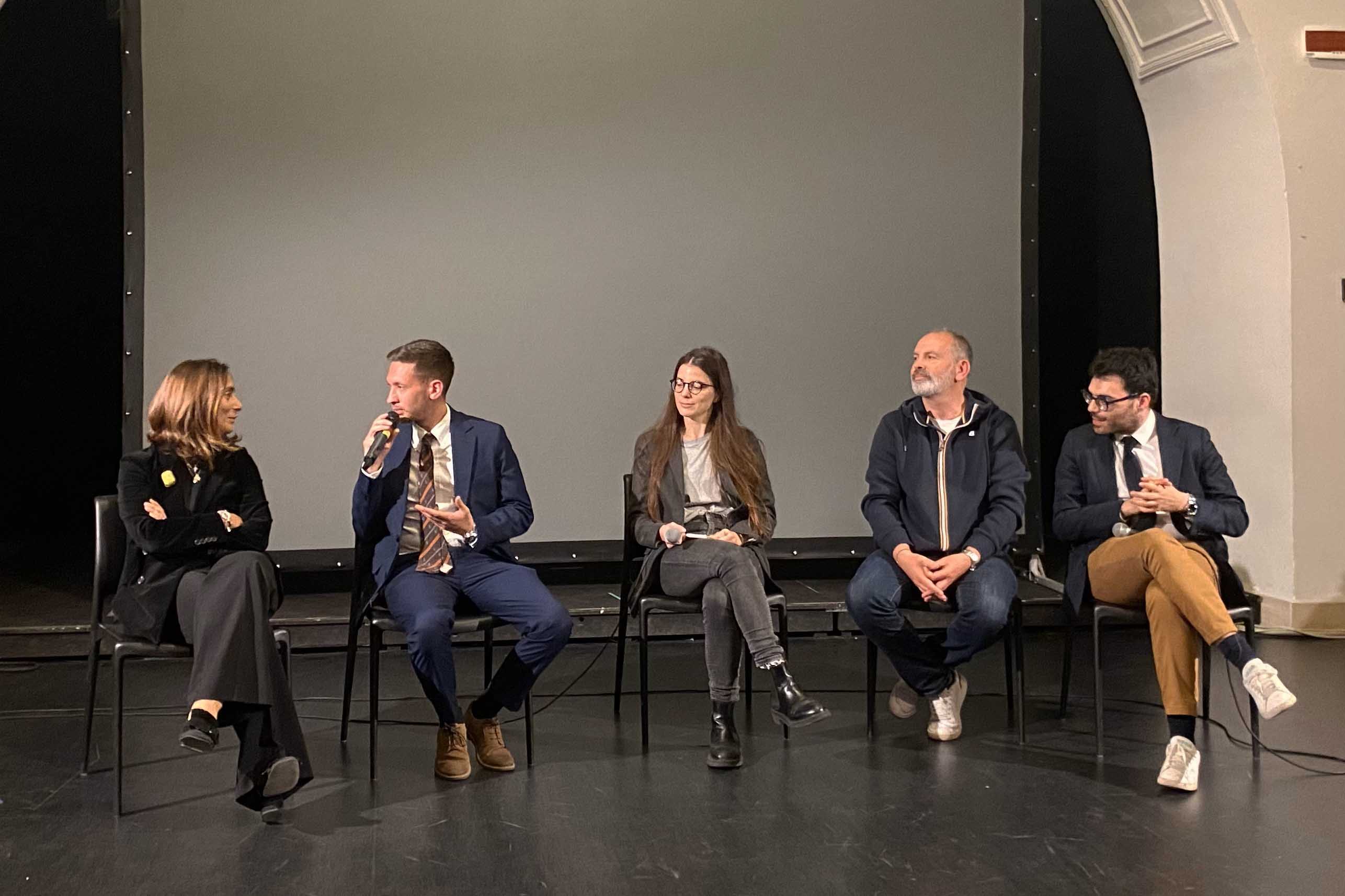 In foto da sinistra Alessandra Gentile, Gianfrancesco Pisa, Giulia Innocenzi, Salvatore Bordonaro e Giuseppe Trovato