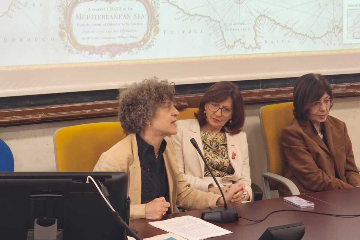 Un momento dell'incontro con la prof.ssa Monica Bolufer Perfuga.