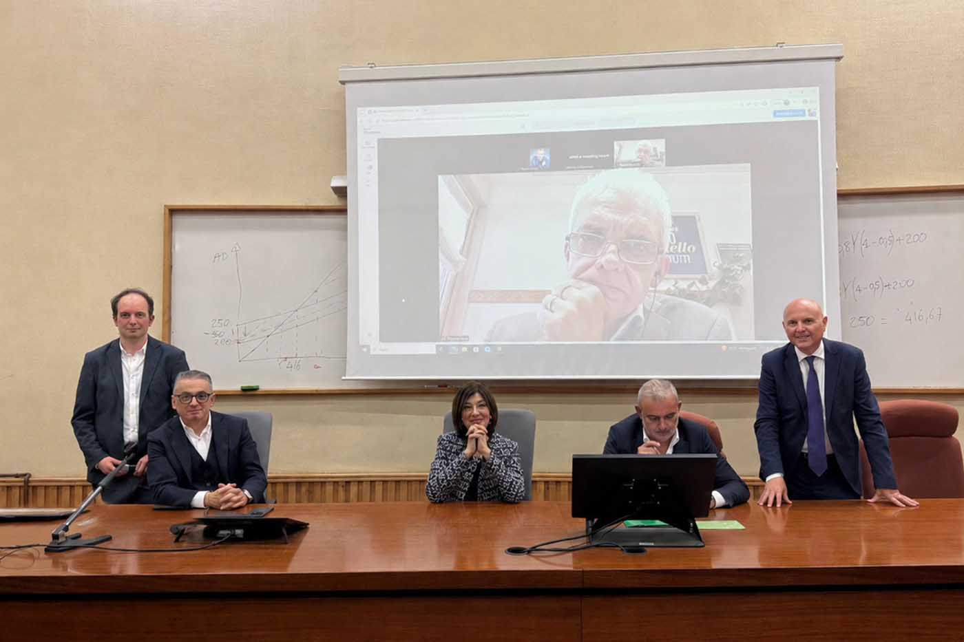 In foto da sinistra Ferrante, Modica, Scalisi, Curcio e Faraci