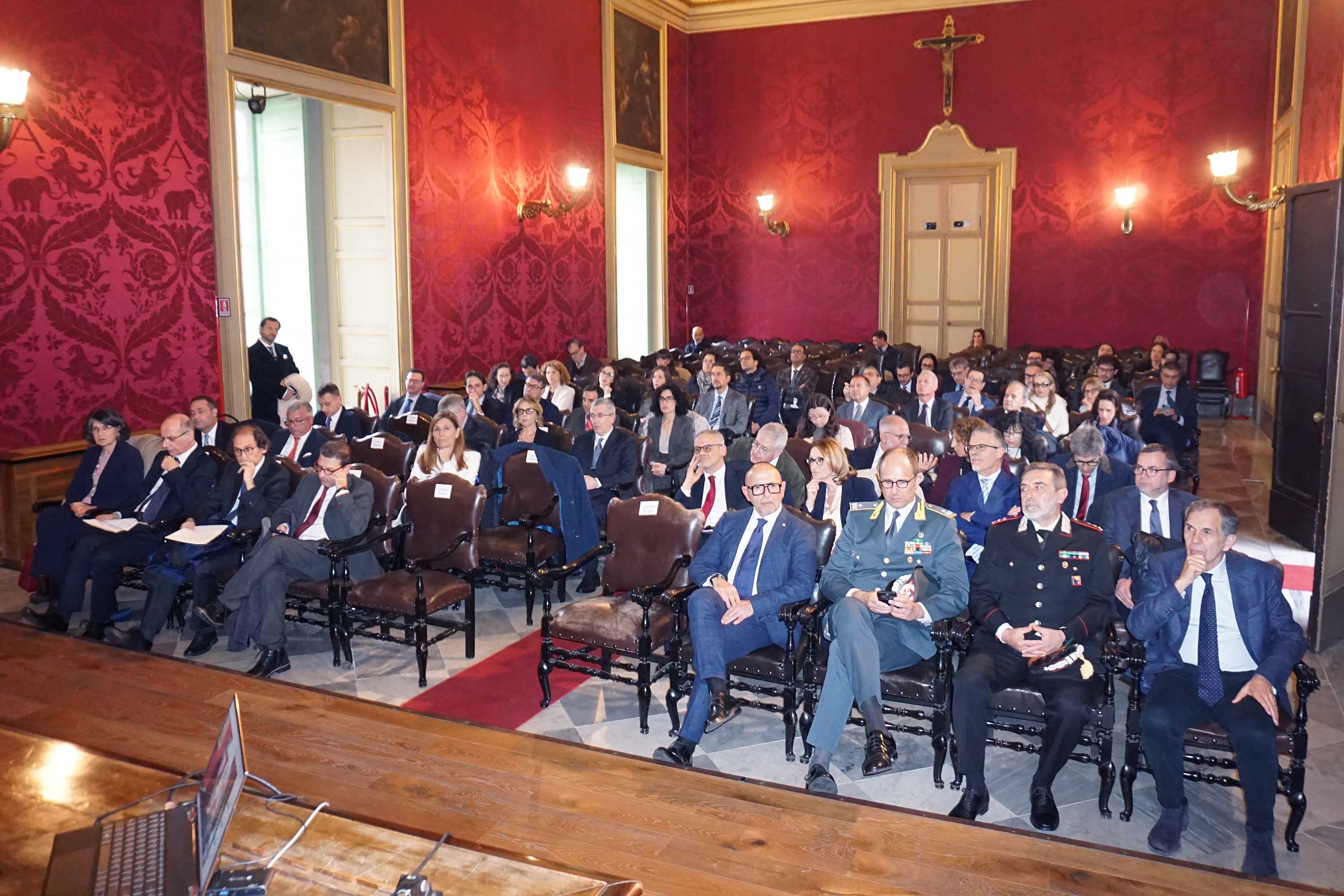 La platea di rappresentanti delle istituzioni, docenti e studenti