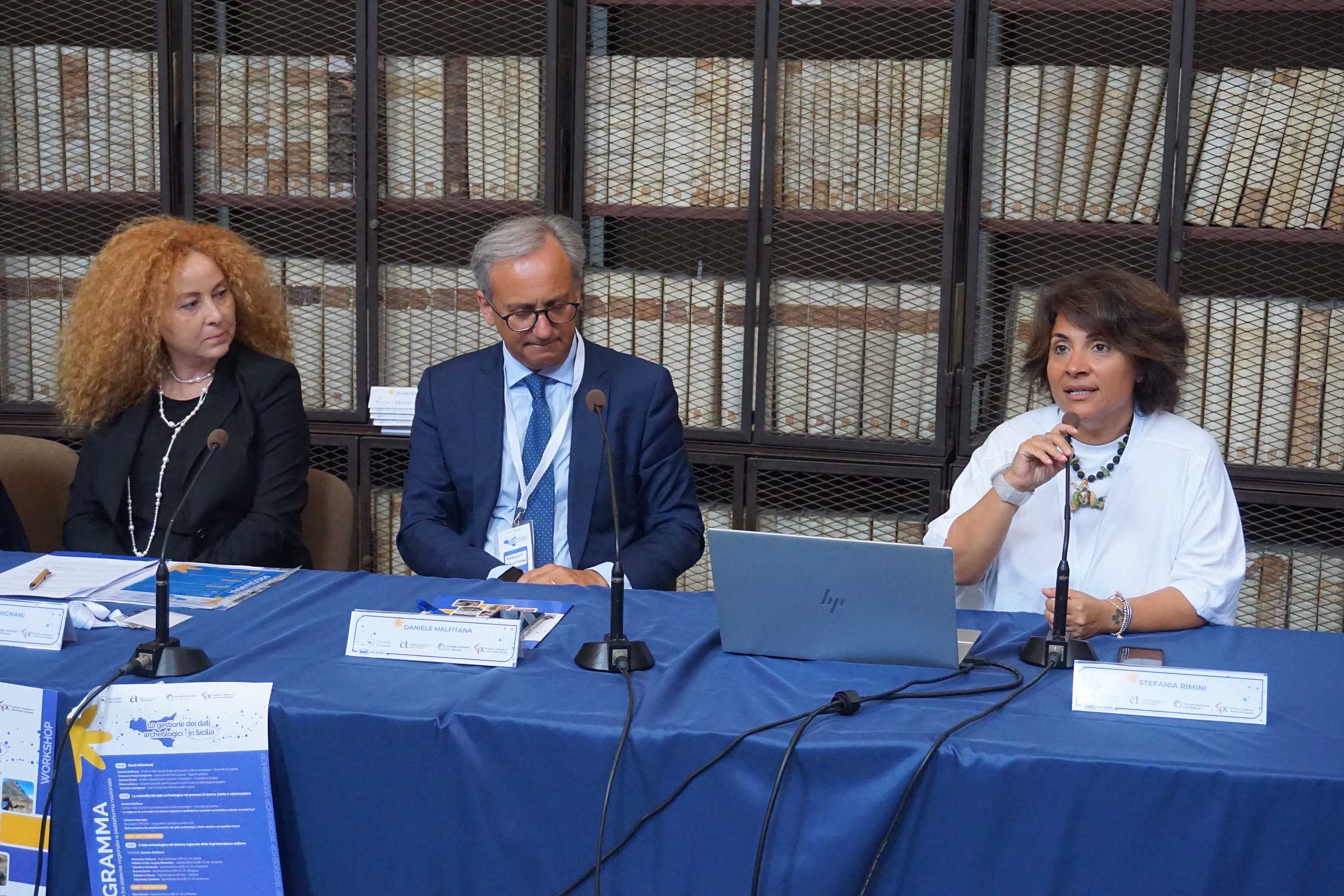 Un momento dell'intervento della prof.ssa Stefania Rimini