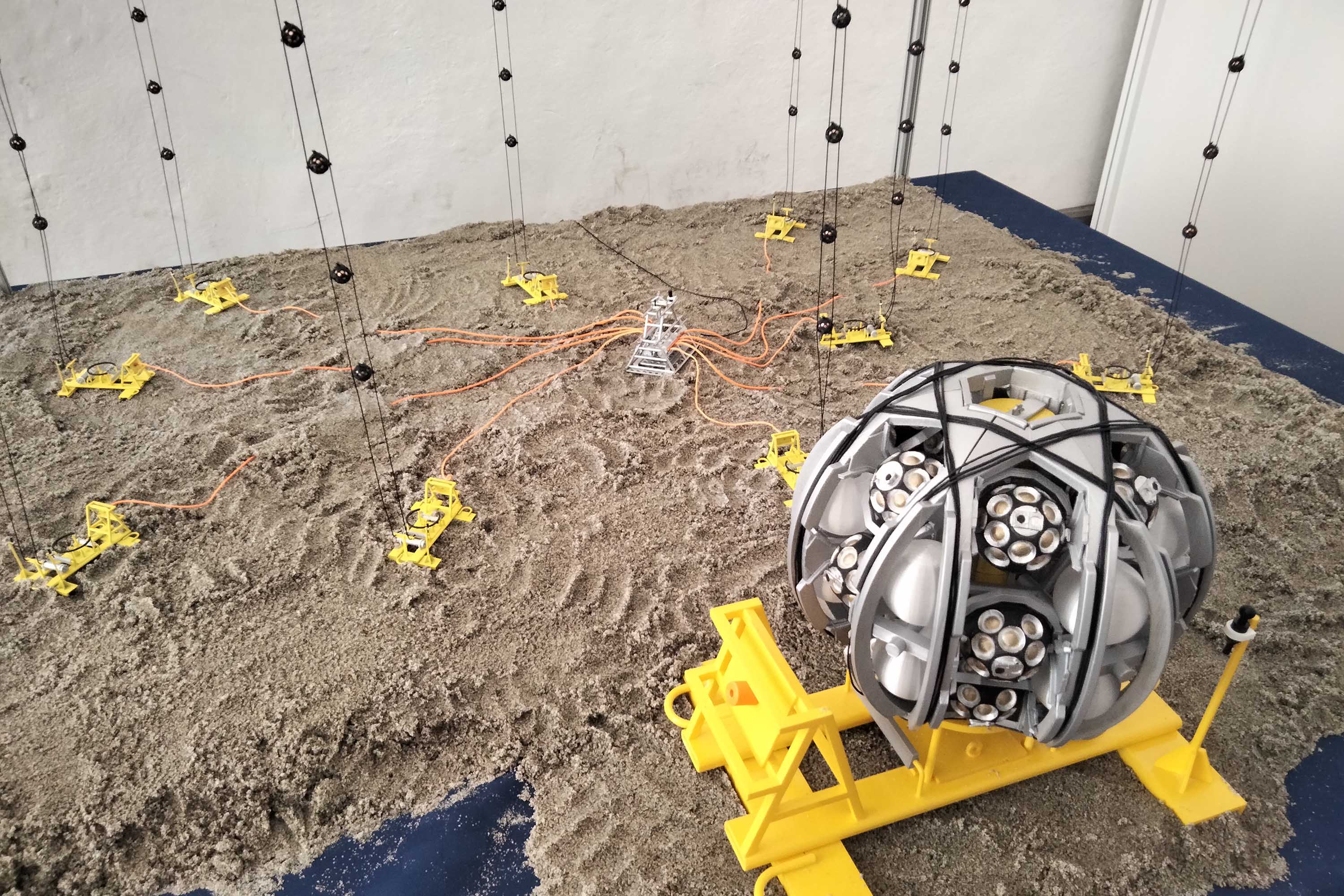 Il modellino del progetto Km3Net