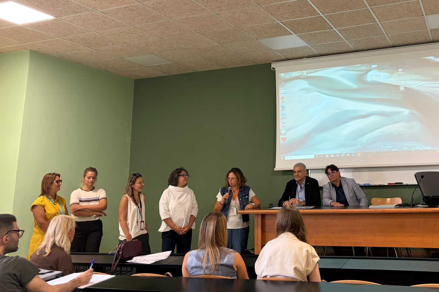 In foto alcune operatrici dell'Asp