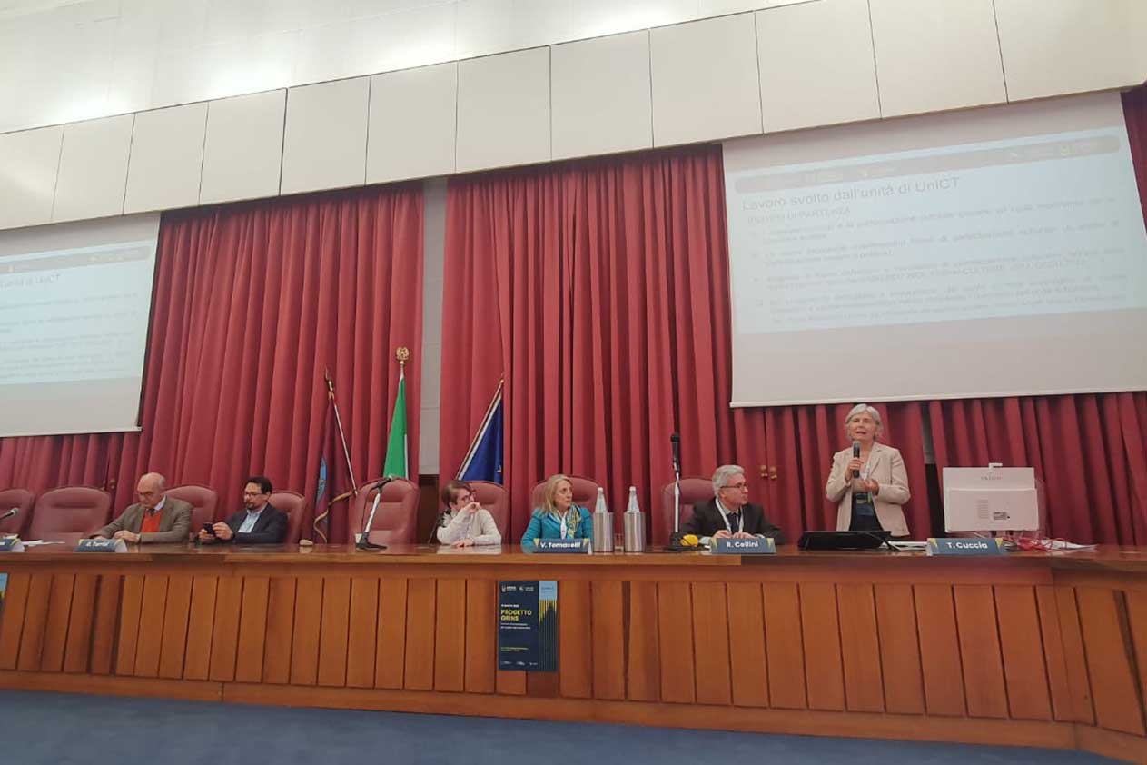 Un momento dell'intervento della prof.ssa Tiziana Cuccia