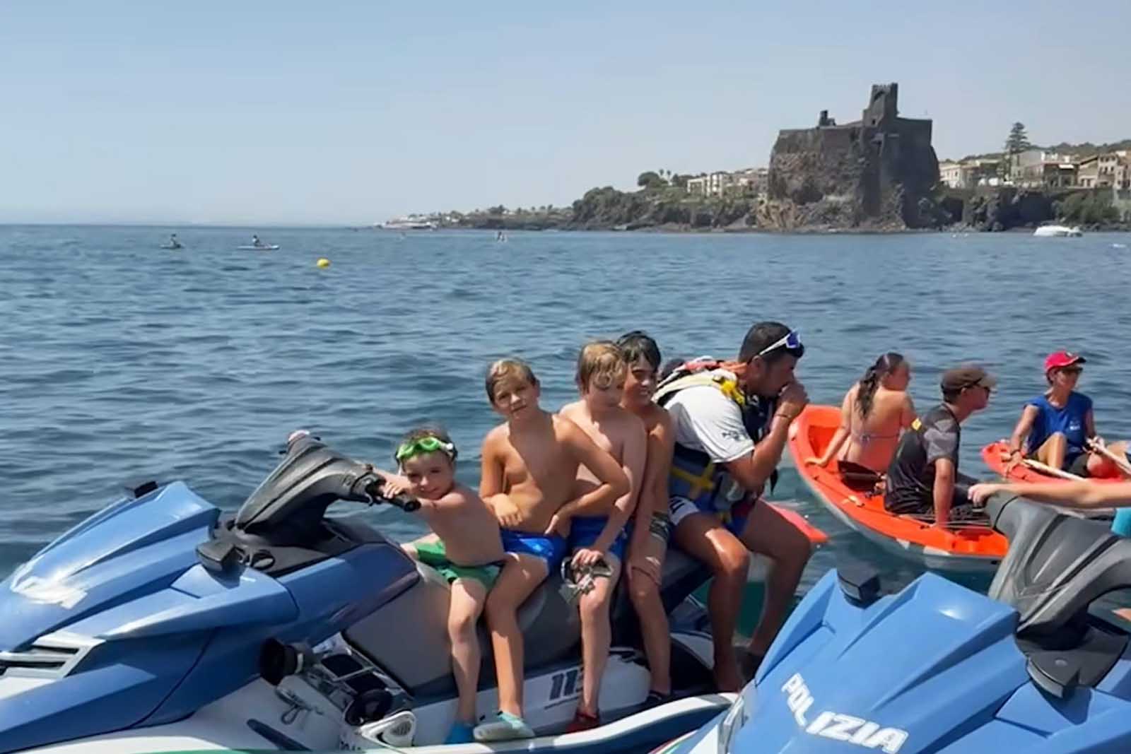 Le moto d'acqua della Polizia di Stato