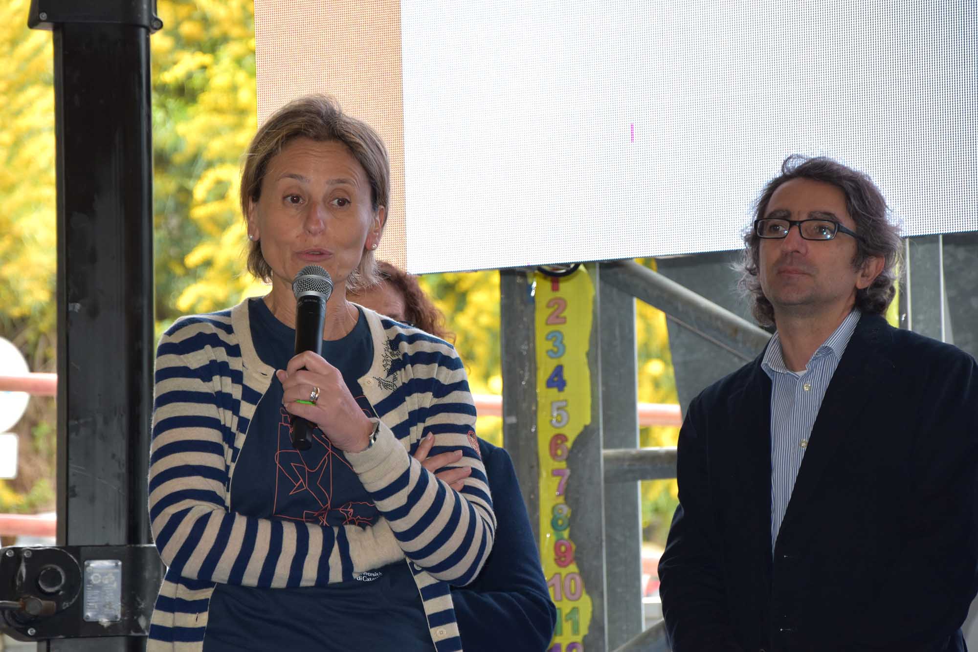 Un momento dell'intervento della prof.ssa Cristina Satriano