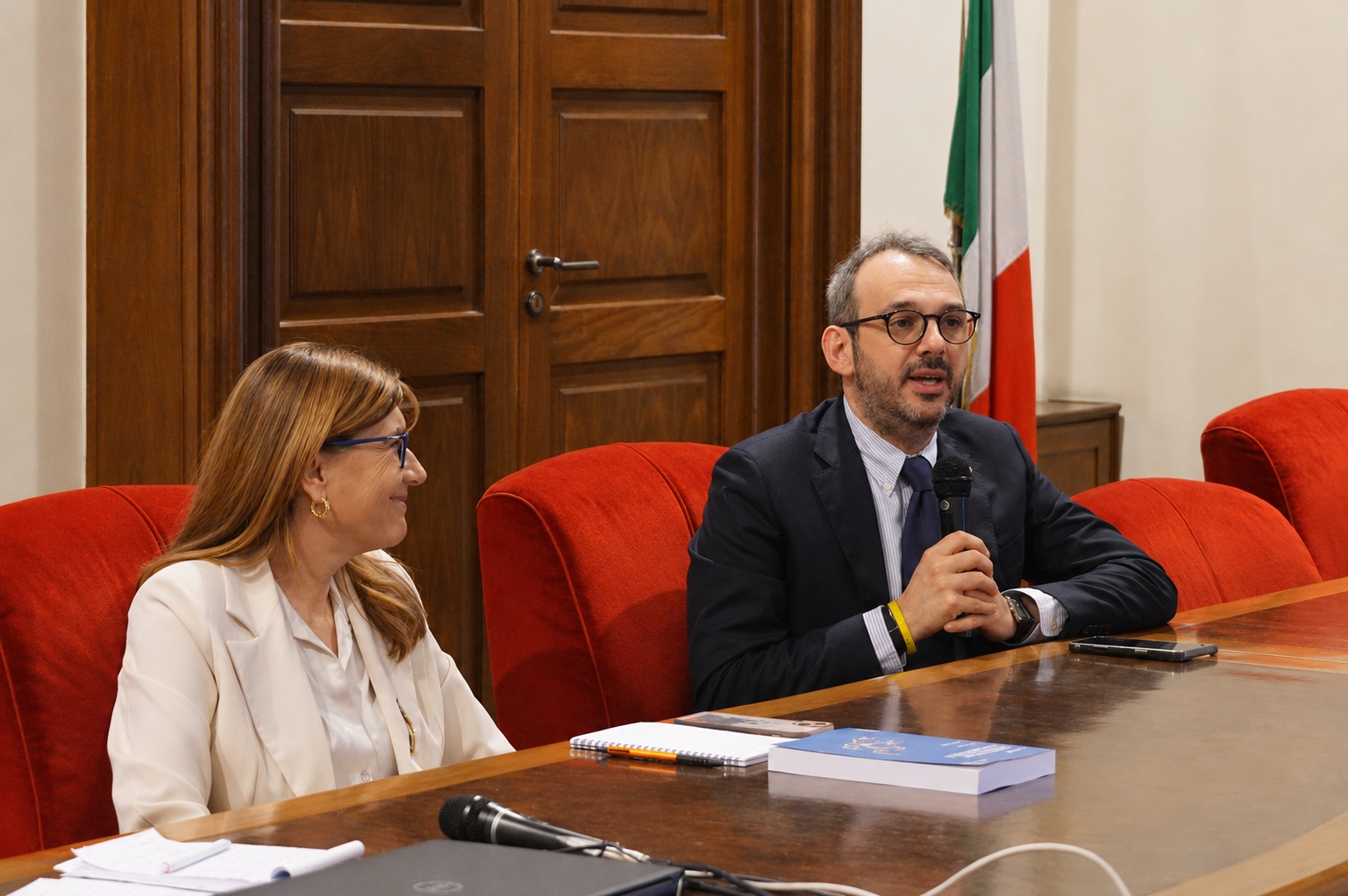 Un momento dell'intervento del giornalista Paolo Borrometi