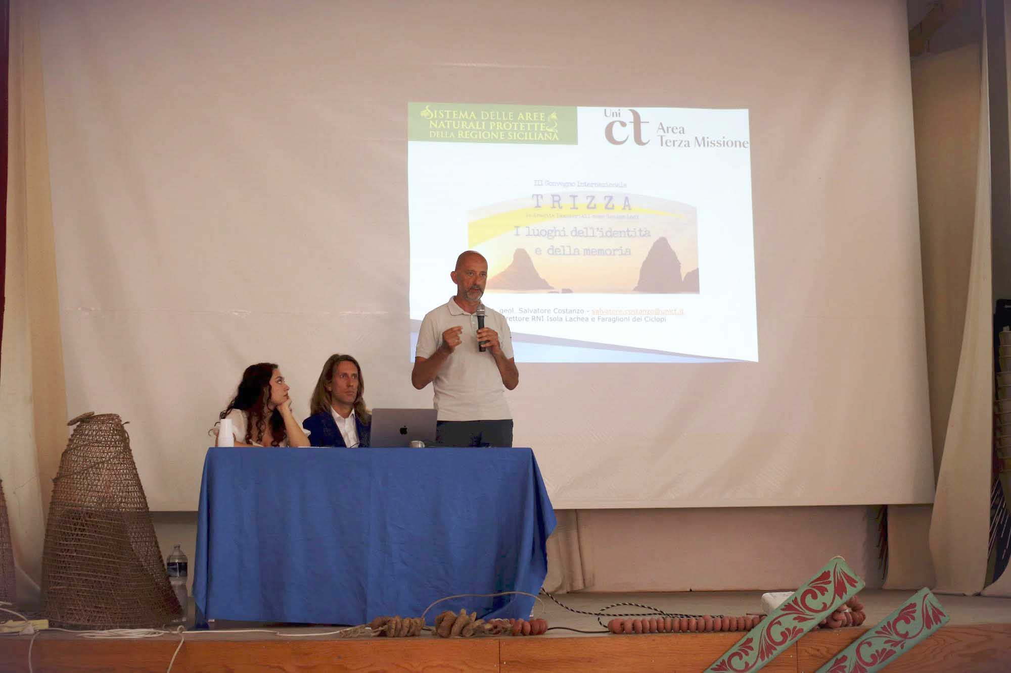 Un momento dell'intervento di Salvatore Costanzo
