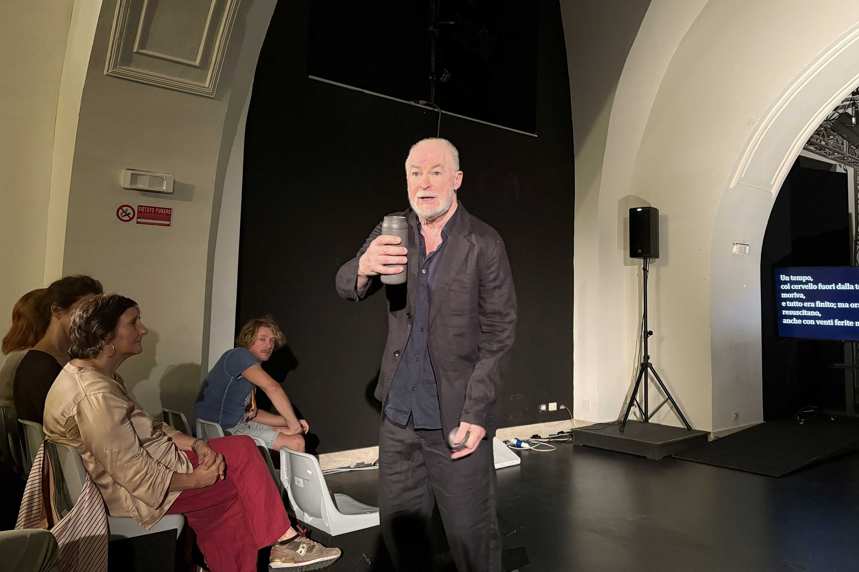 Paul Goodwin in mezzo al pubblico