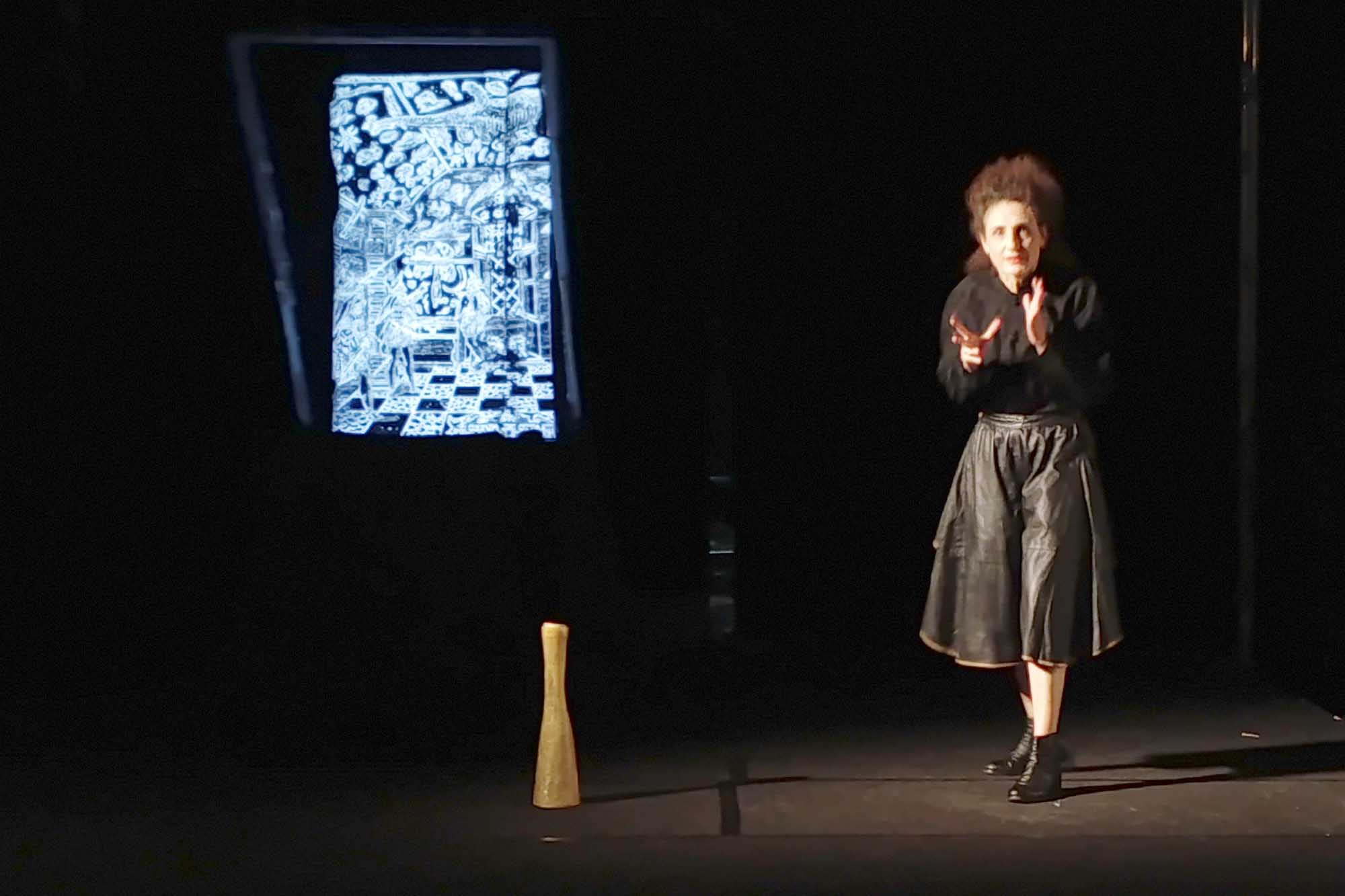 Giorgia Coco in “VIRTUA*RT, trame per una performance intermediale”