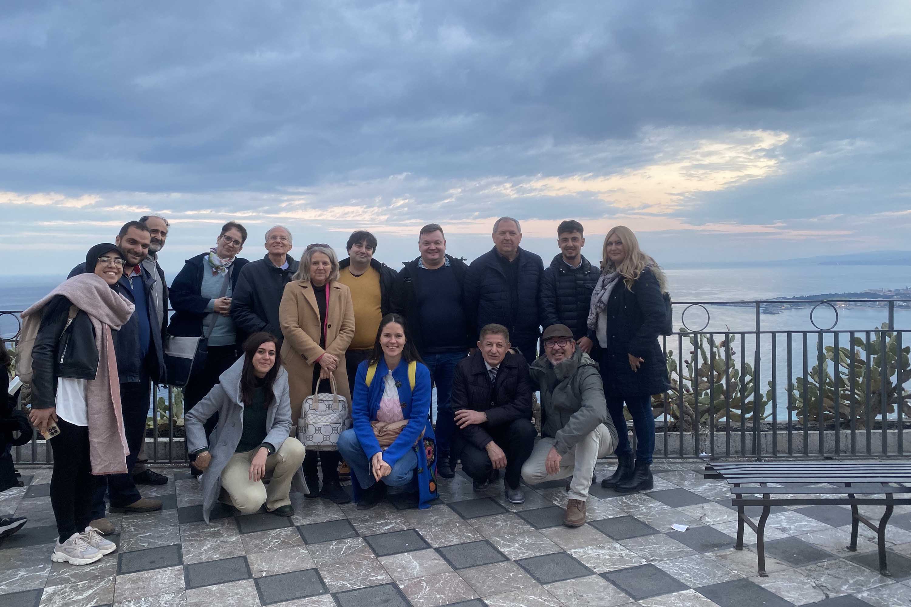 Il gruppo dei partecipanti durante la visita tecnica a Castelmola e Taormina