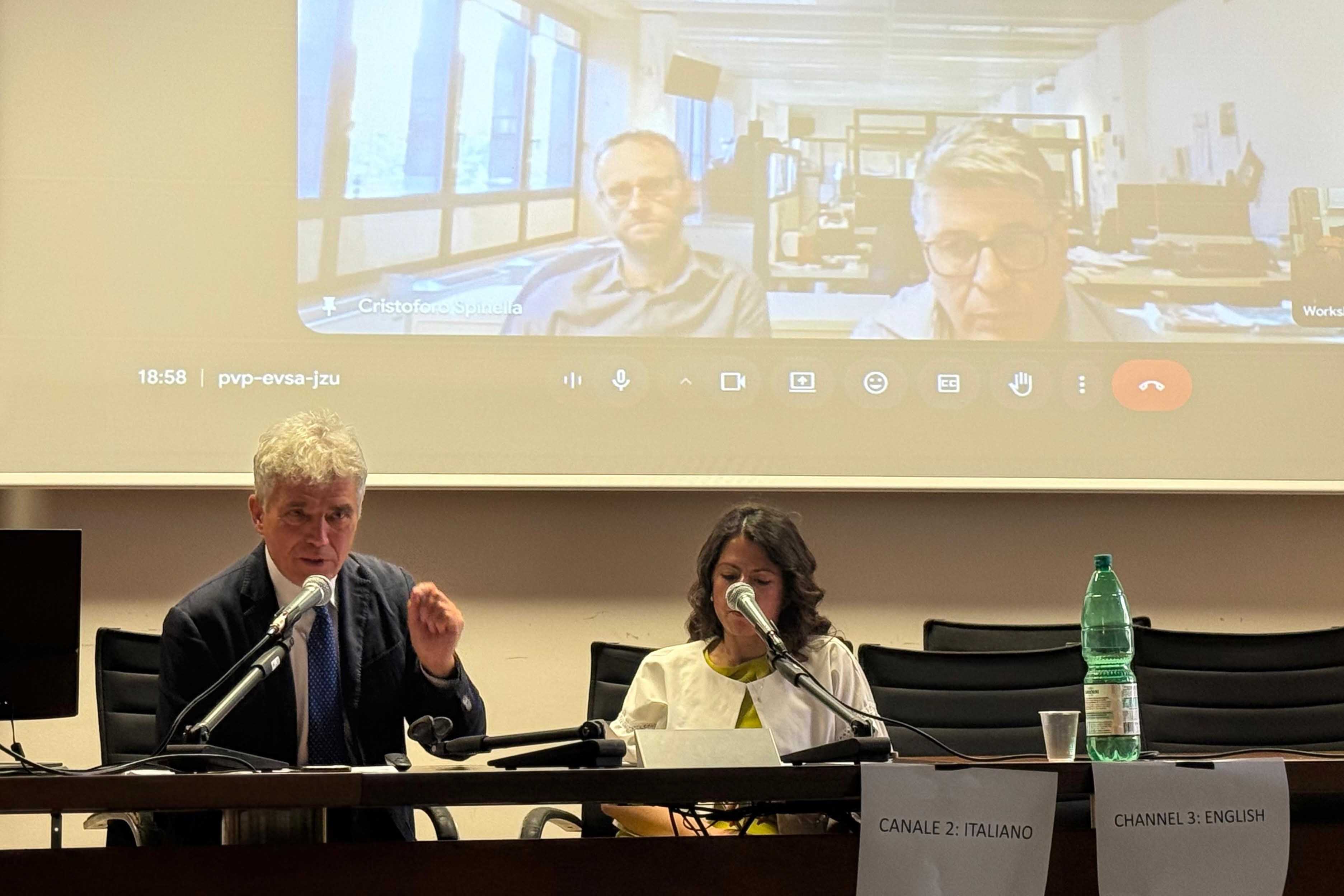 In foto&nbsp; Roberto Natale e Francesca Rita Privitera (Sicilian Post). Sullo sfondo Cristofaro Spinella, Giuseppe Ardica