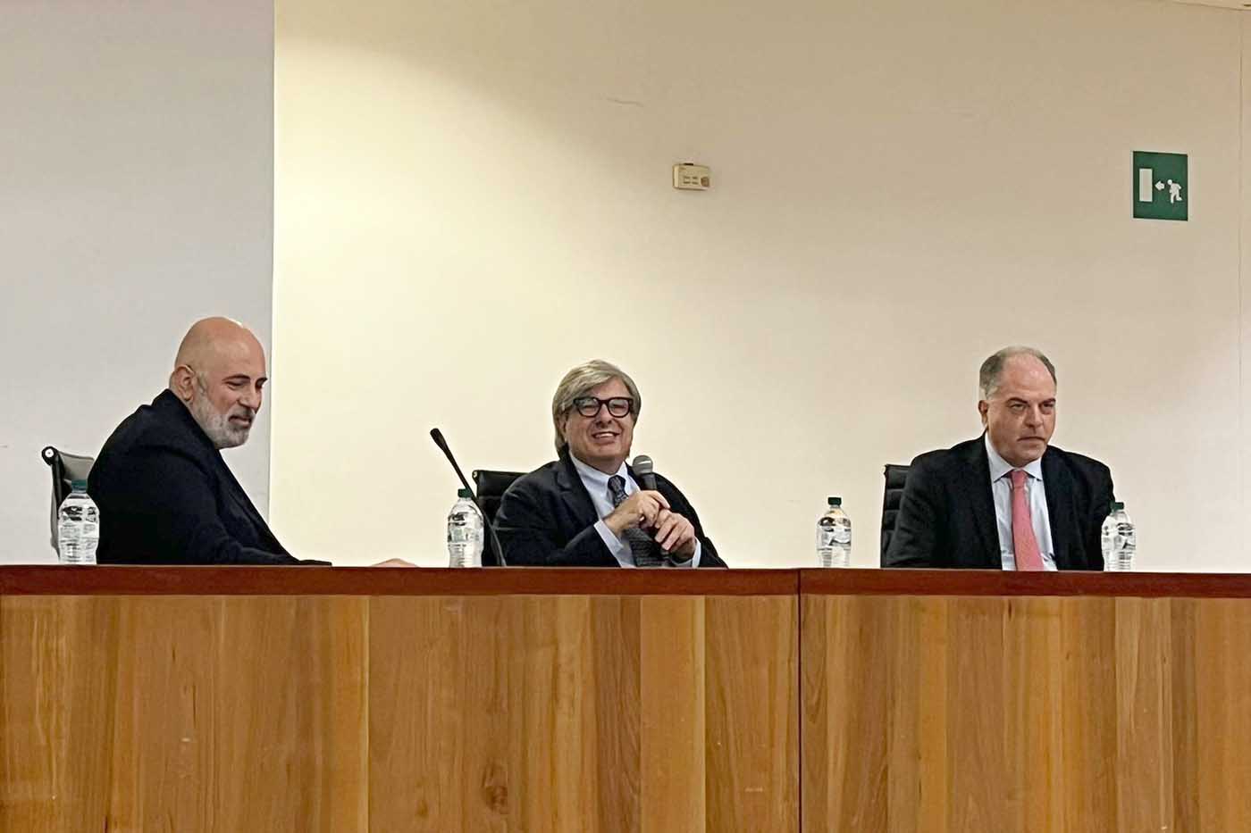 In foto da sinistra Giovanni Lo Faro, Enrico Foti e Giuseppe Castiglione