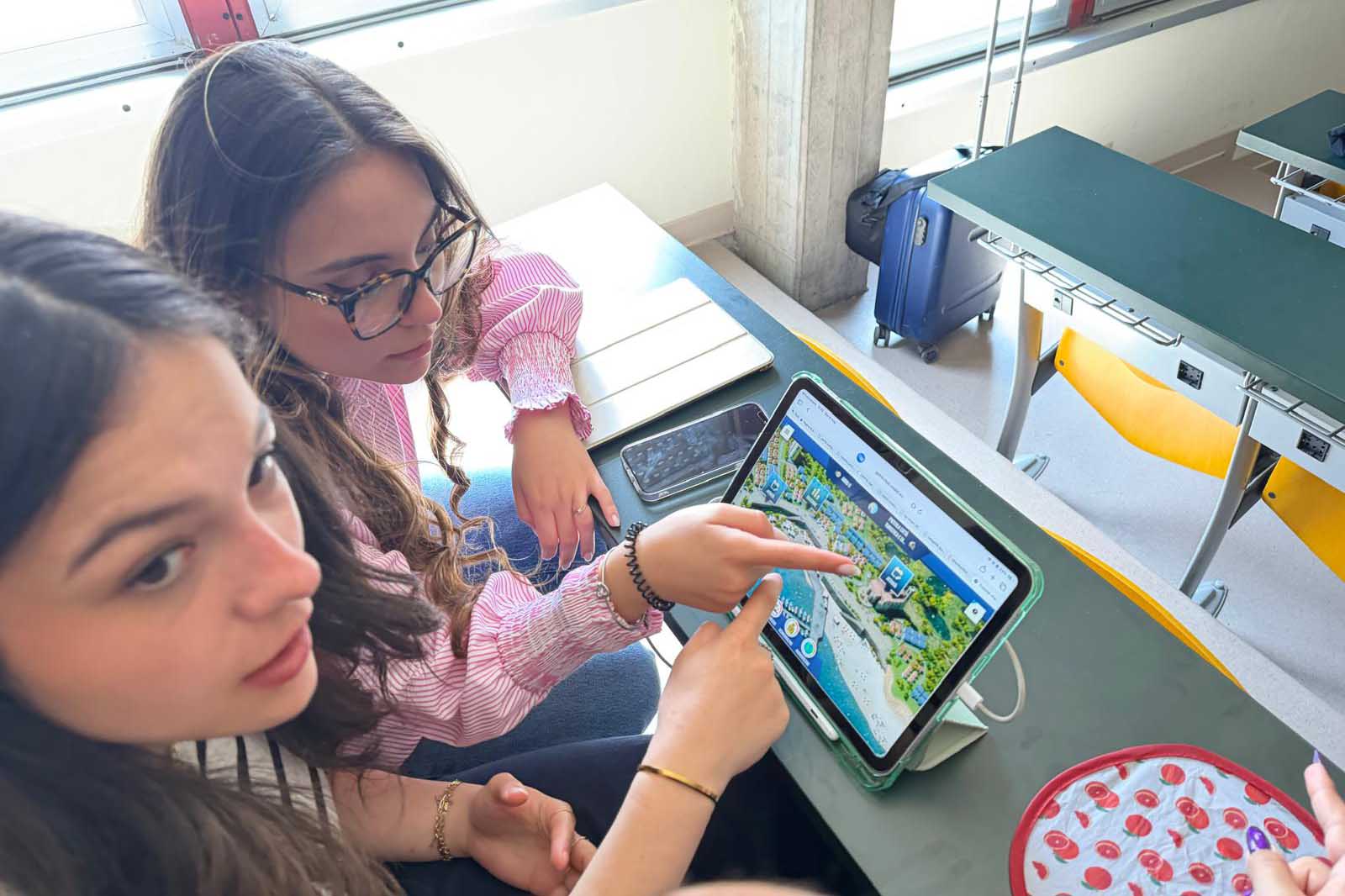 Alcune studentesse nel ruolo di "decisori pubblici"
