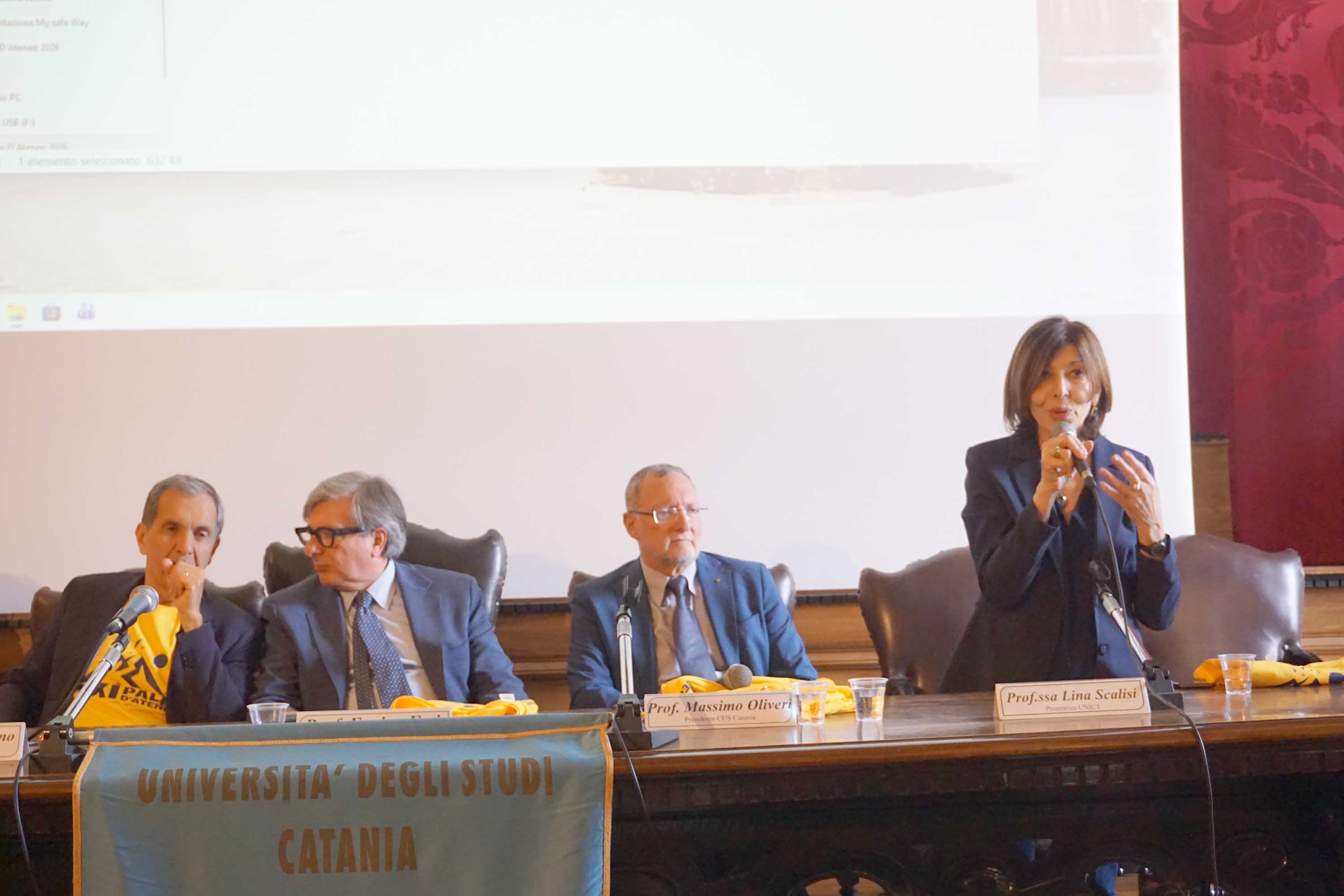 Un momento dell'intervento della prof.ssa Lina Scalisi