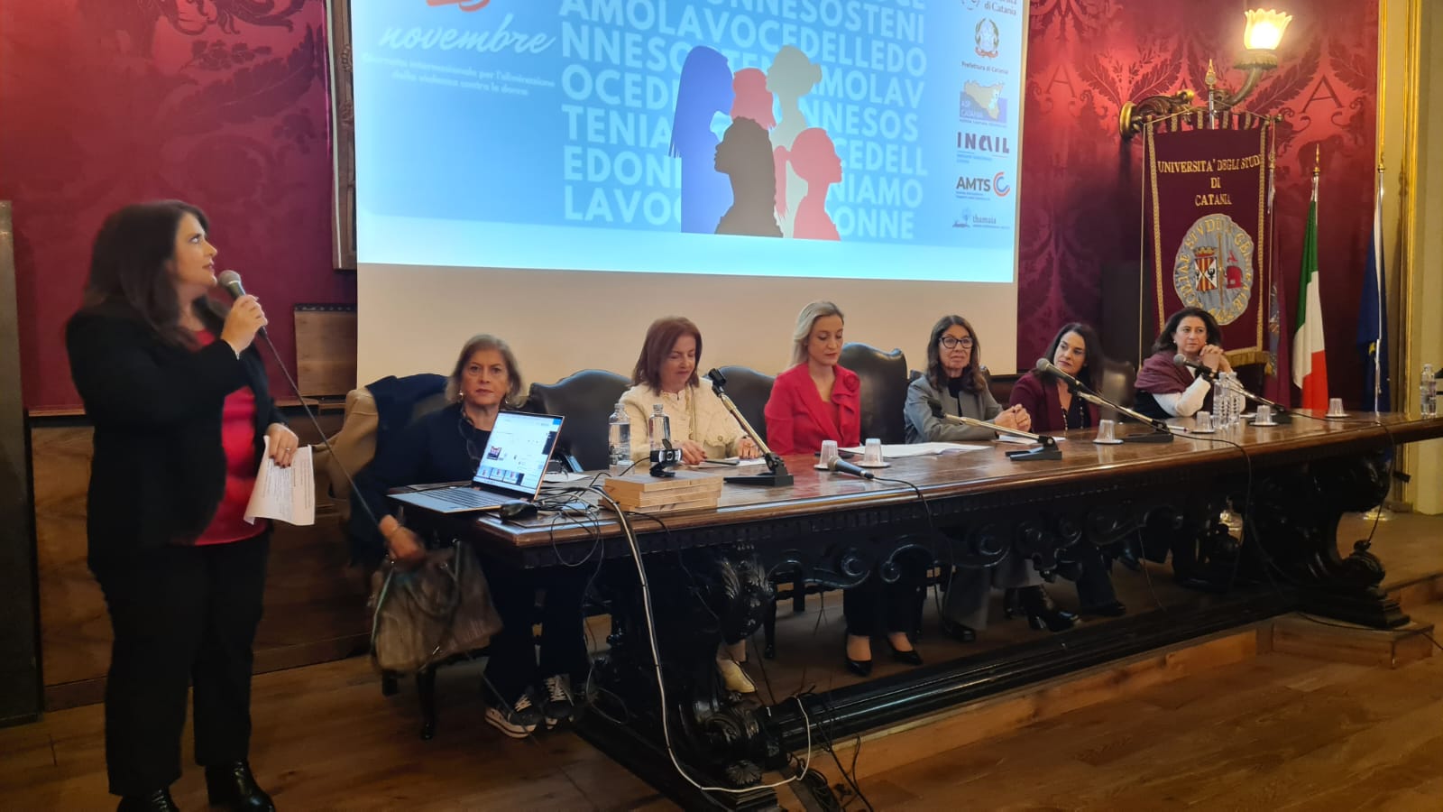 Il tavolo delle relatrici della seconda parte dei lavori