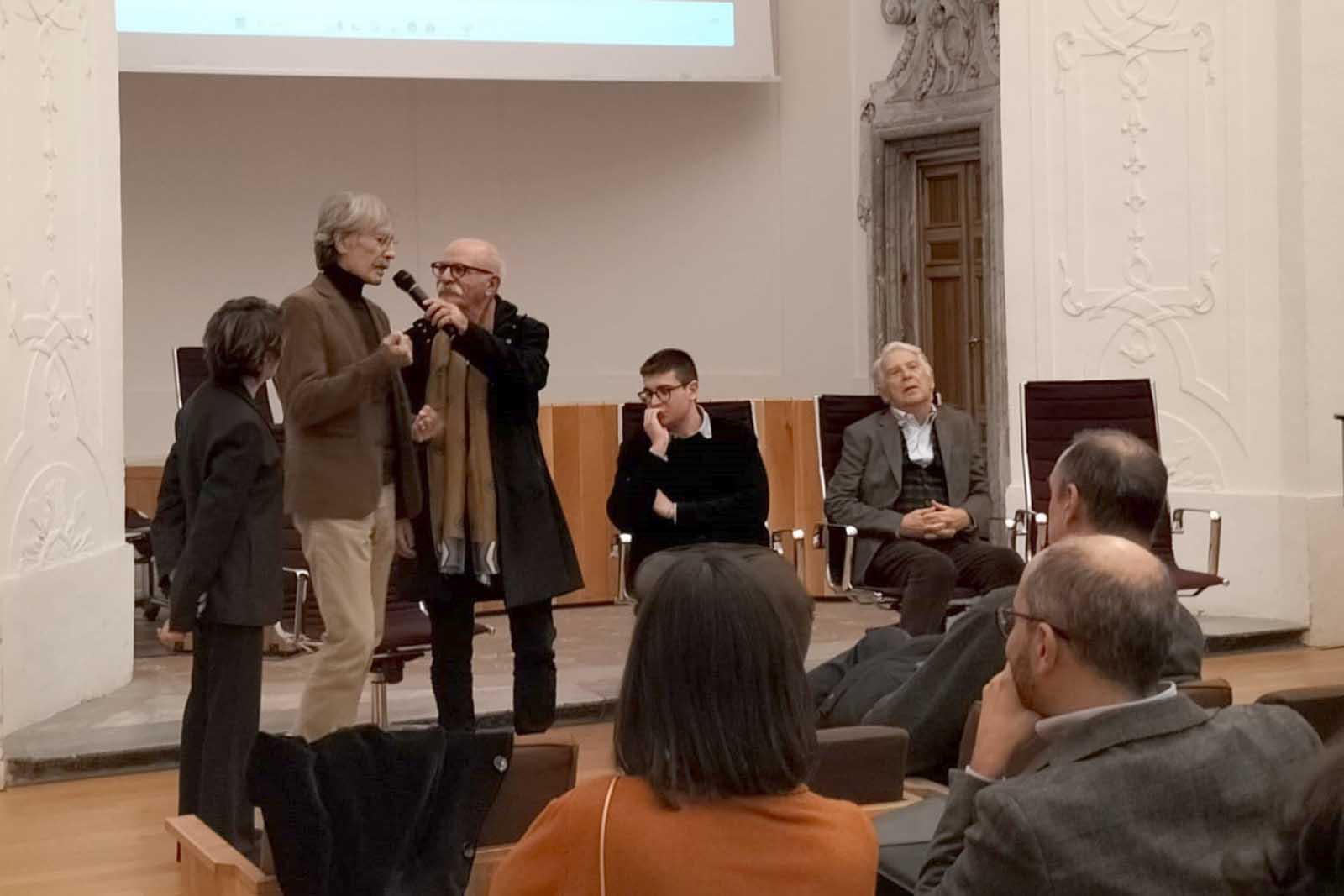 Un momento dell'incontro al Monastero dei Benedettini