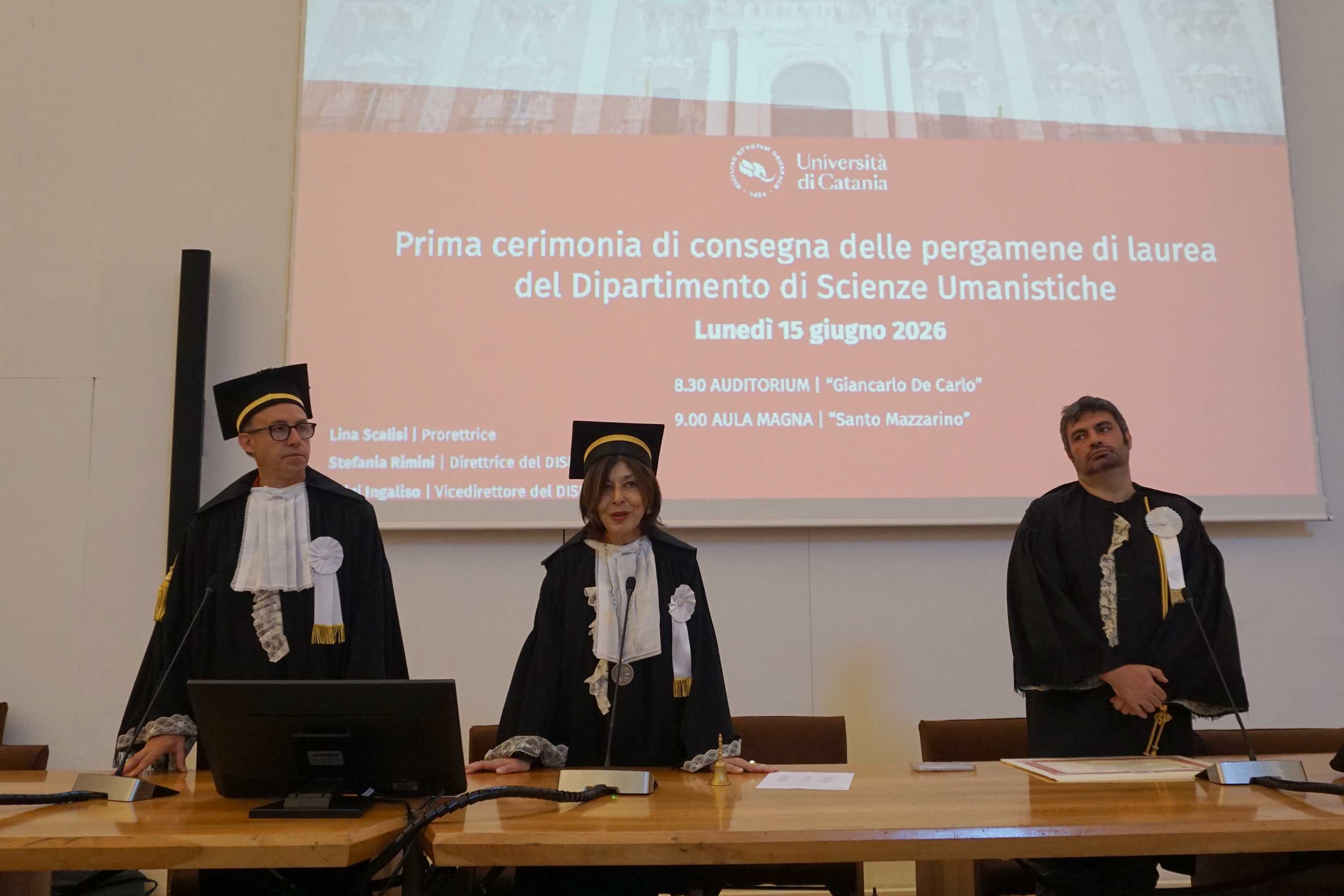 Un momento della cerimonia in aula magna