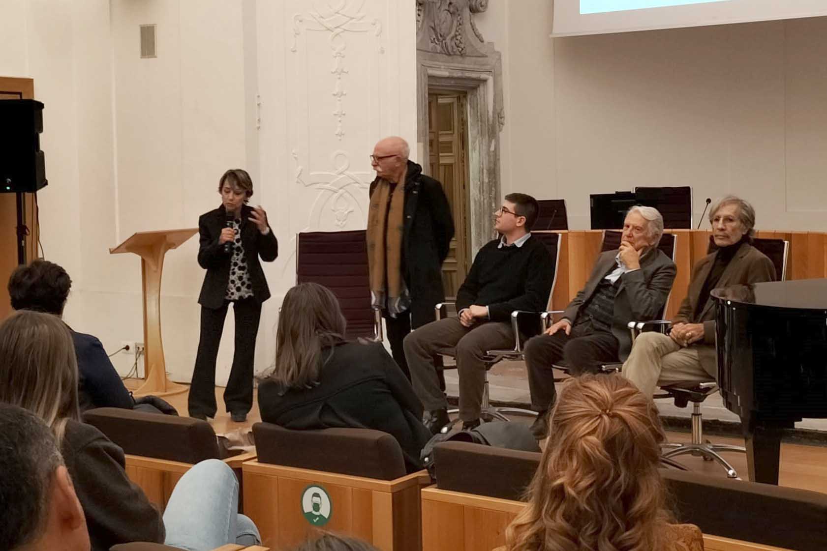 Un momento dell'incontro al Monastero dei Benedettini