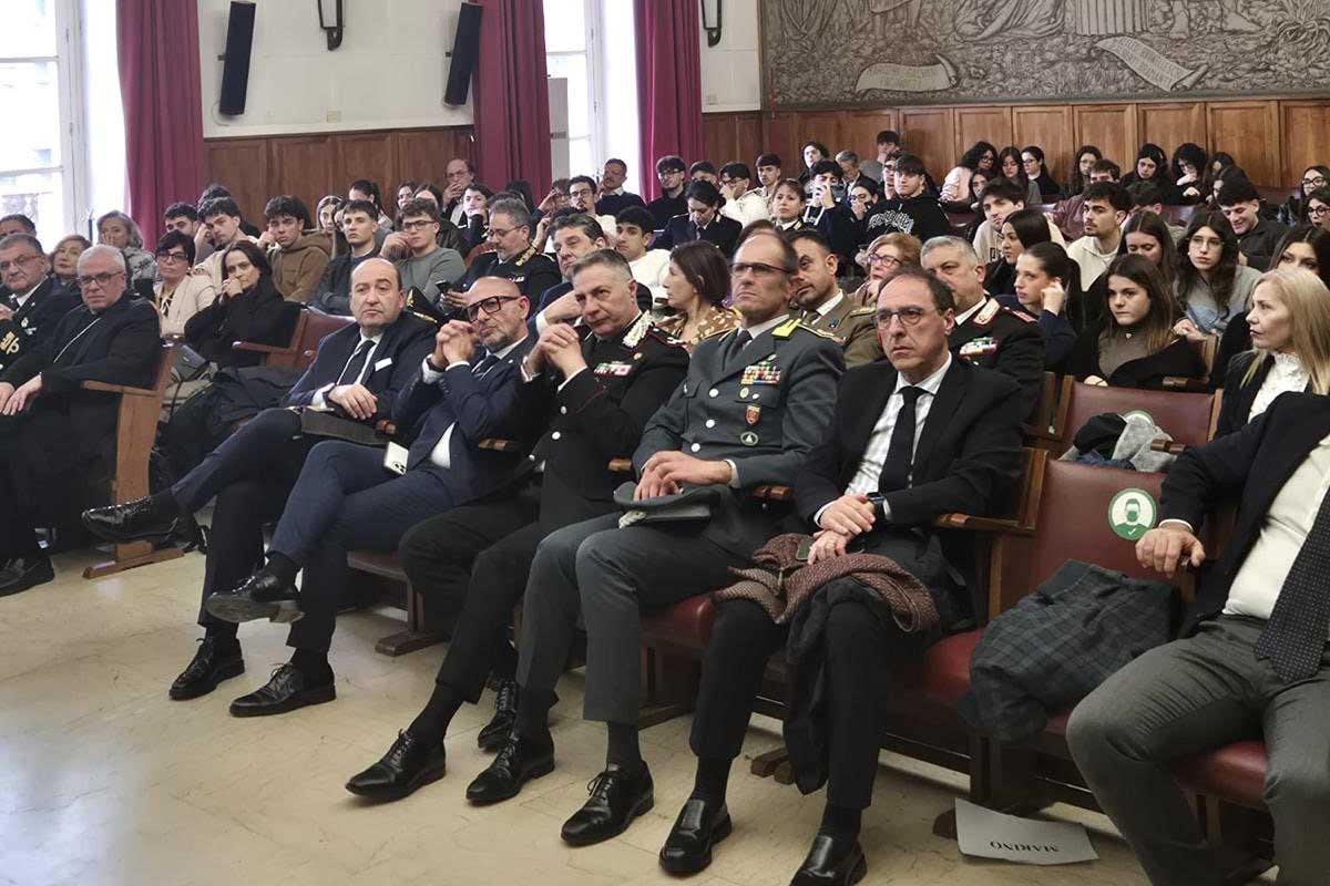 Autorità presenti ai lavori (foto: Associazione nazionale Antimafia “Alfredo Agosta”)