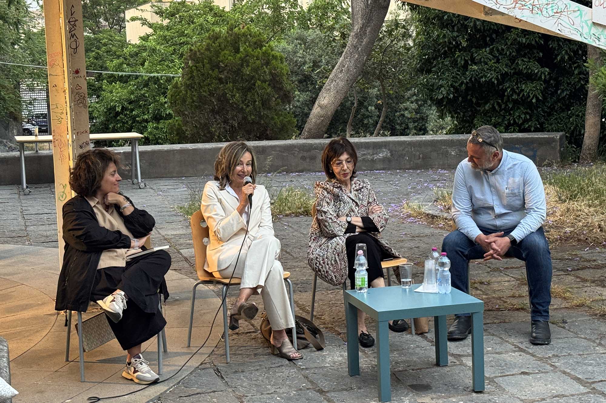 presentazione del libro di Laura Siciliano