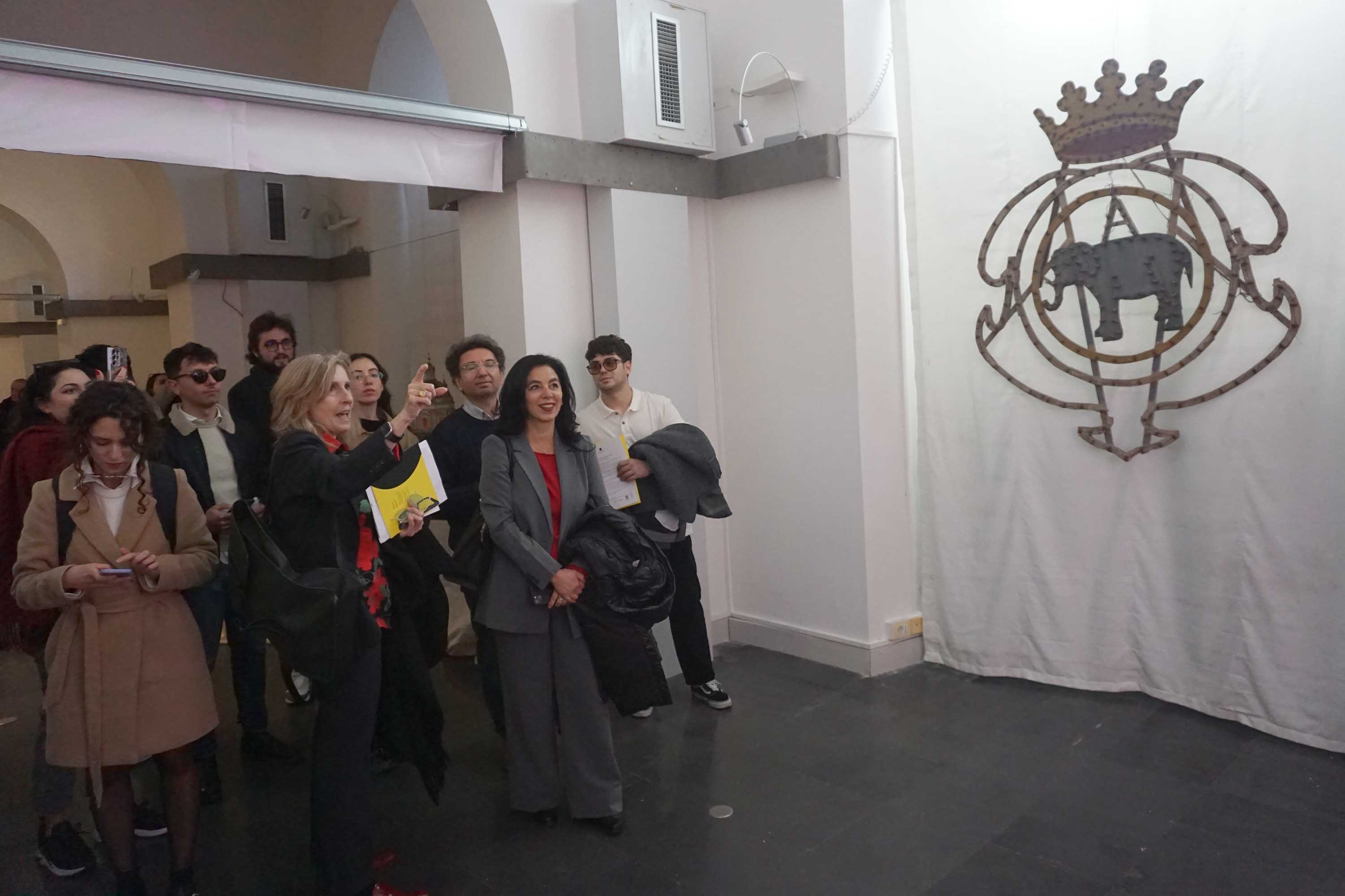 Ornella Laneri e Germana Barone in visita alla mostra al Museo dei Saperi e delle Mirabilie Siciliane