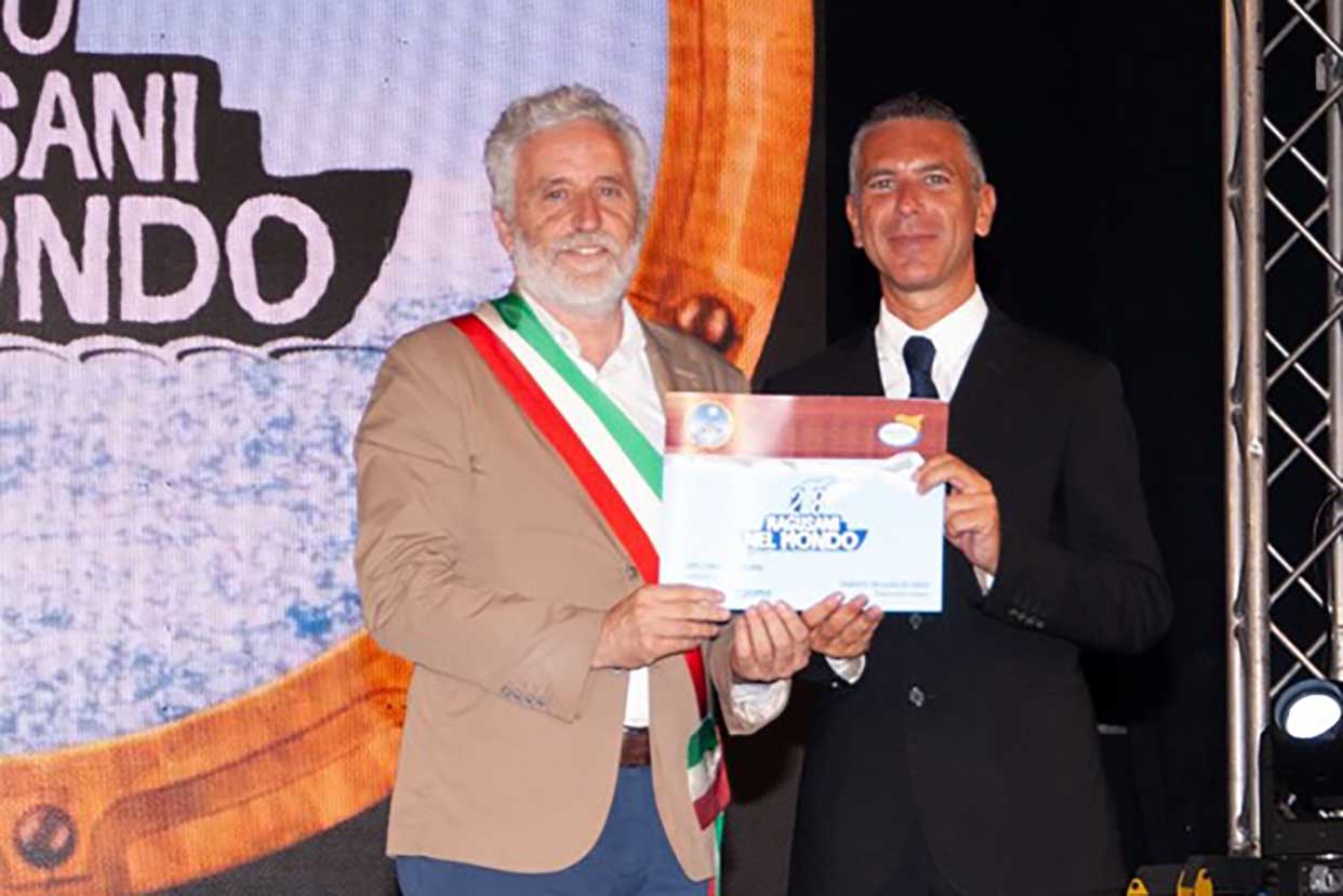 Un momento della premiazione a Ragusa