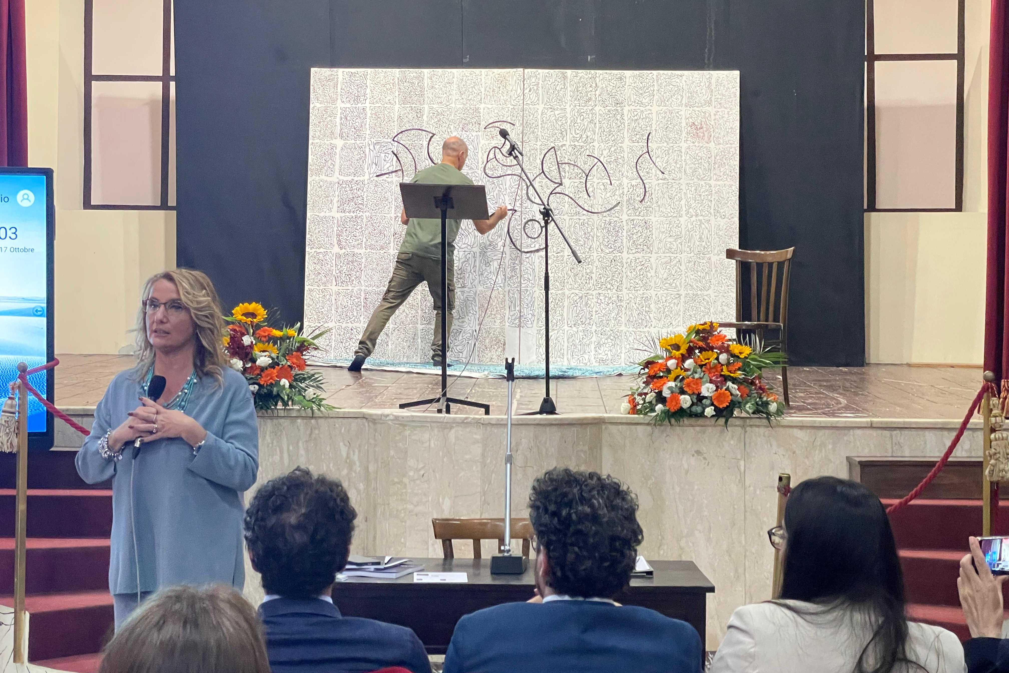 Un momento dell'intervento della prof. Agata Matarazzo