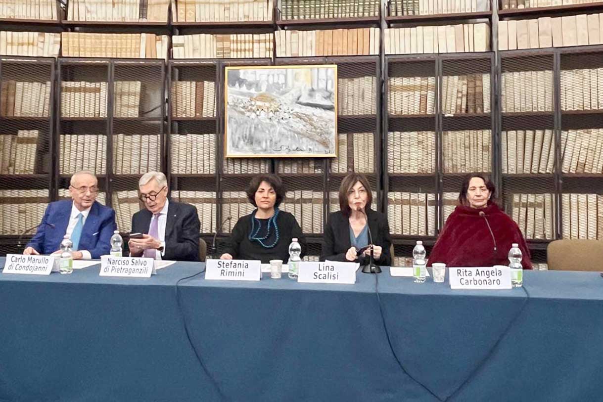 In foto da sinistra Carlo Marullo di Condojanni, Narciso Salvo di Pietraganzili, Stefania Rimini, Lina Scalisi e Rita Angela Carbonaro