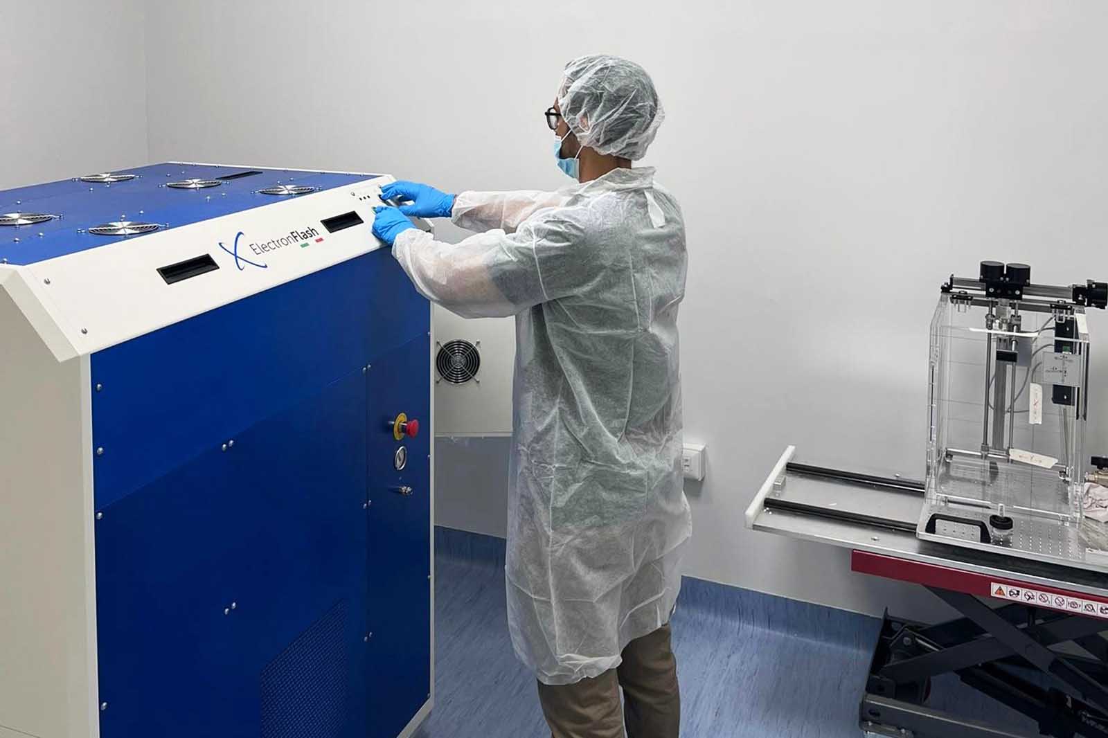 L'acceleratore FLASH installato nei laboratori del CAPIR di Unict