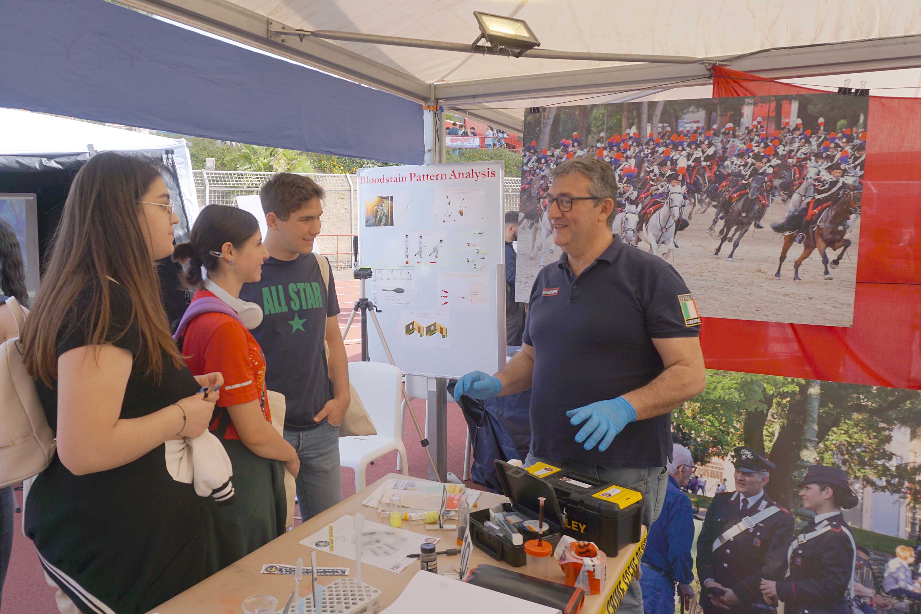 Lo stand dei Carabinieri