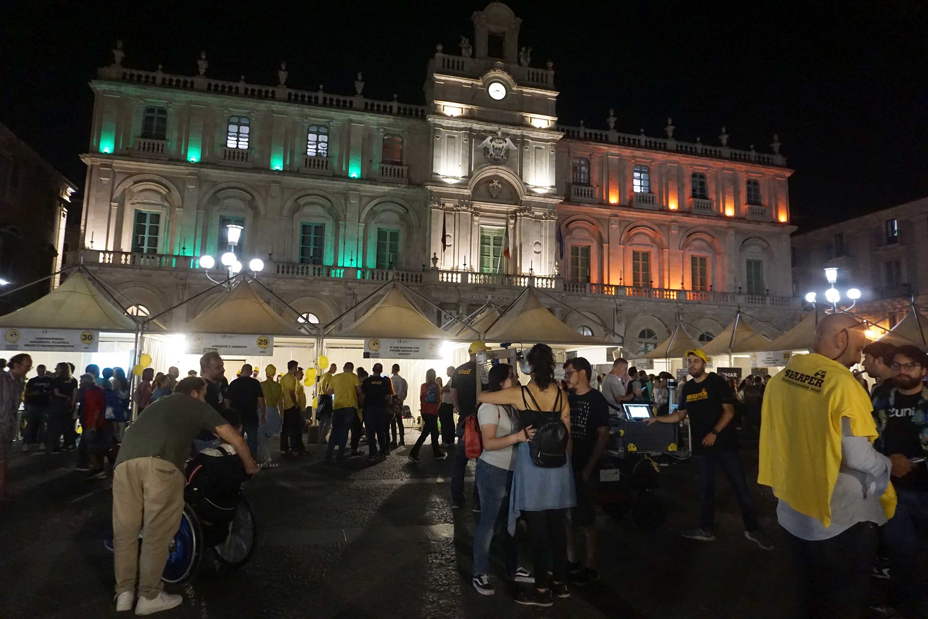 Sharper, il Palazzo centrale