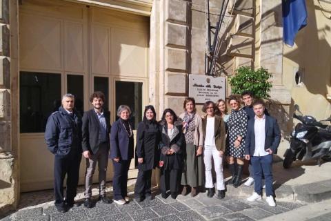 Docenti e tutor dell'ateneo insieme con i rappresentanti dell'Istituto "Calleri" di Pachino e della Casa di reclusione di Noto 